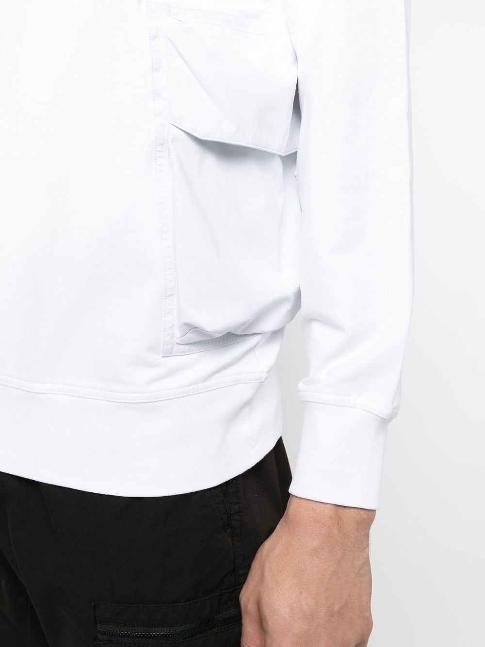C.P. COMPANY METROPOLIS White Sweater for Men - Premium Knit Pullover for Casual & Streetwear Fashion - Perfect for Urban Outfits and Winter Layering