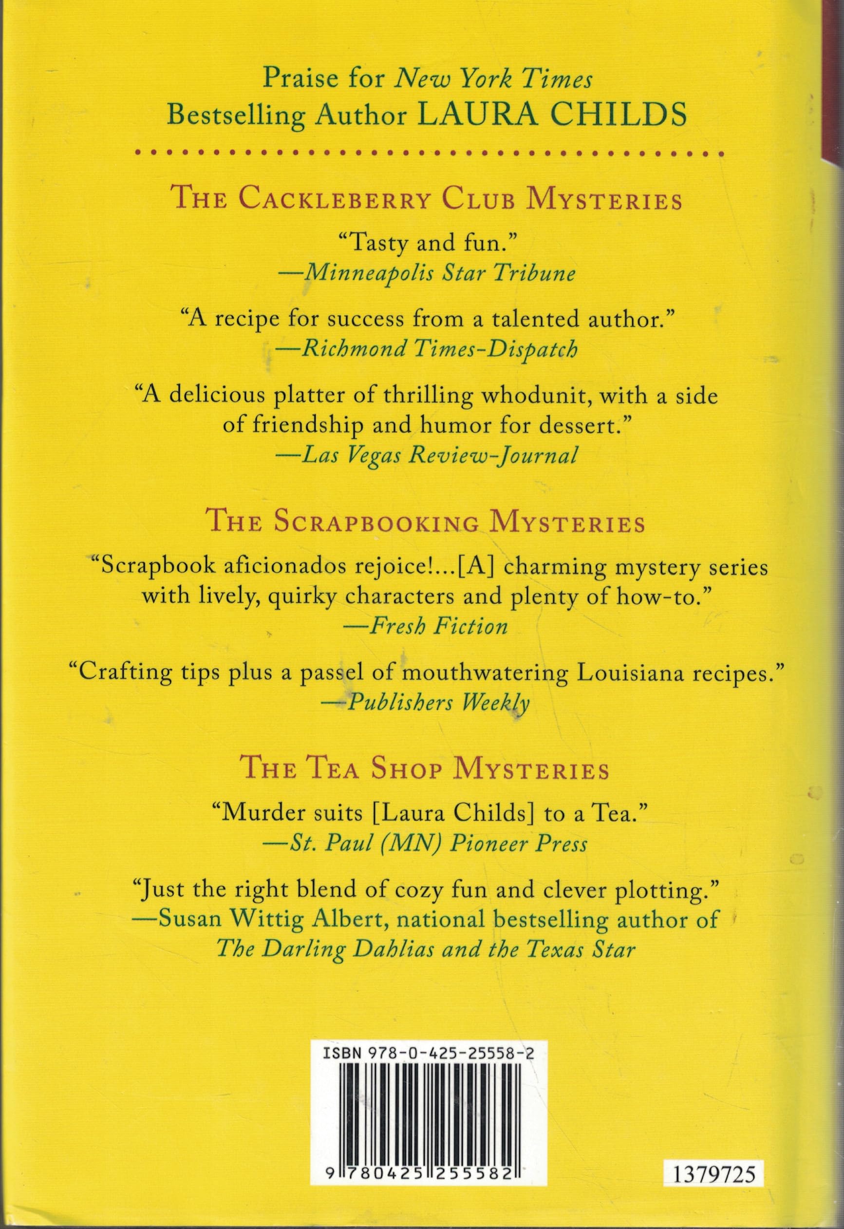 Eggs in a Casket (A Cackleberry Club Mystery) - Cozy Mystery Novel for Adults - Perfect for Book Clubs & Relaxing Evenings