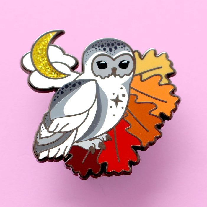 Autumn Owl Enamel Pin - Cute Fall Leaf Design Brooch for Jackets, Bags & Accessories | Seasonal Autumn Collection