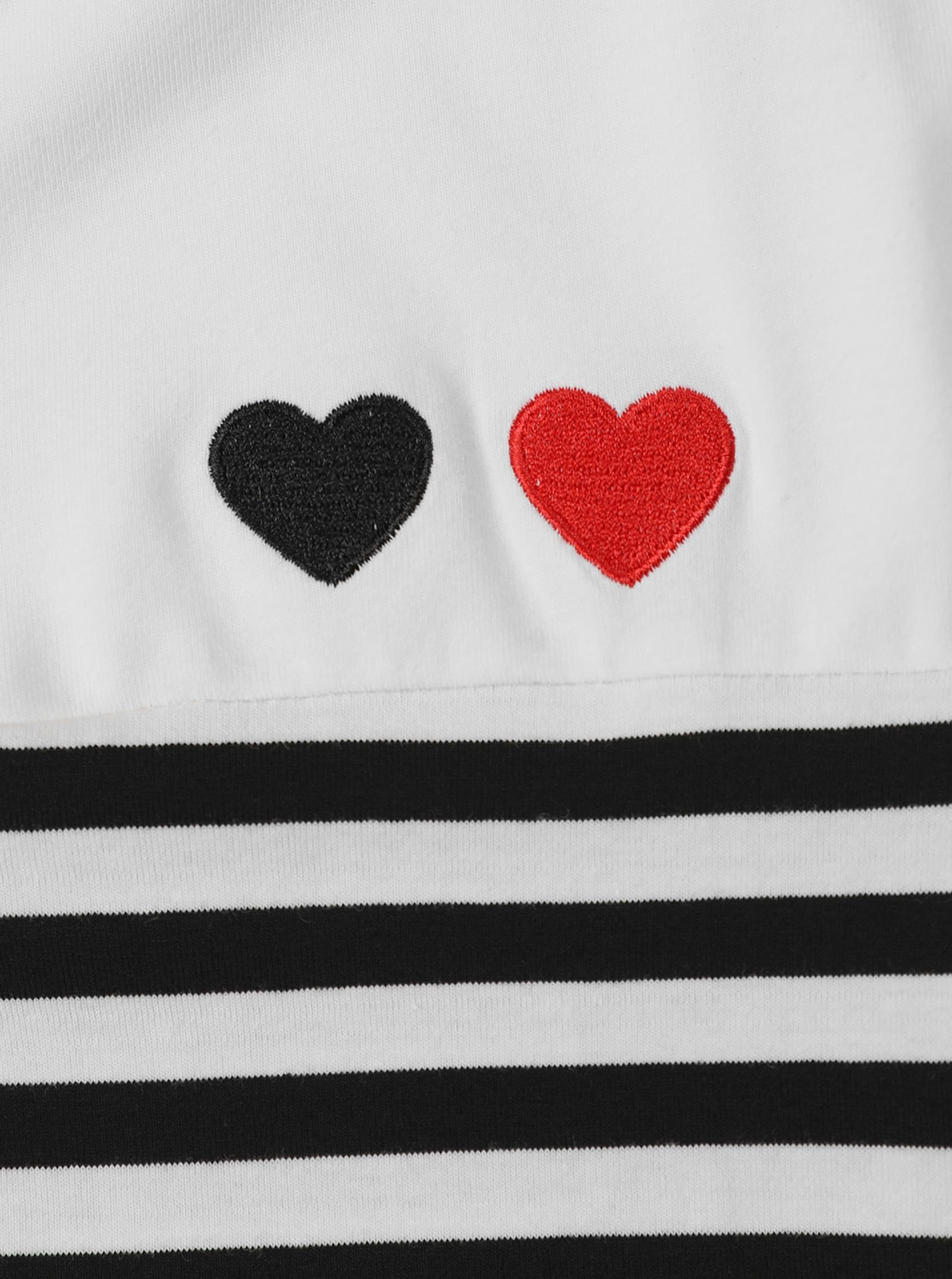 LilyCoco Women's Long Sleeve Striped Colorblock Crew Neck T-Shirt - Casual Heart Print Blouse for Work, Date Night & Everyday Wear (Black)