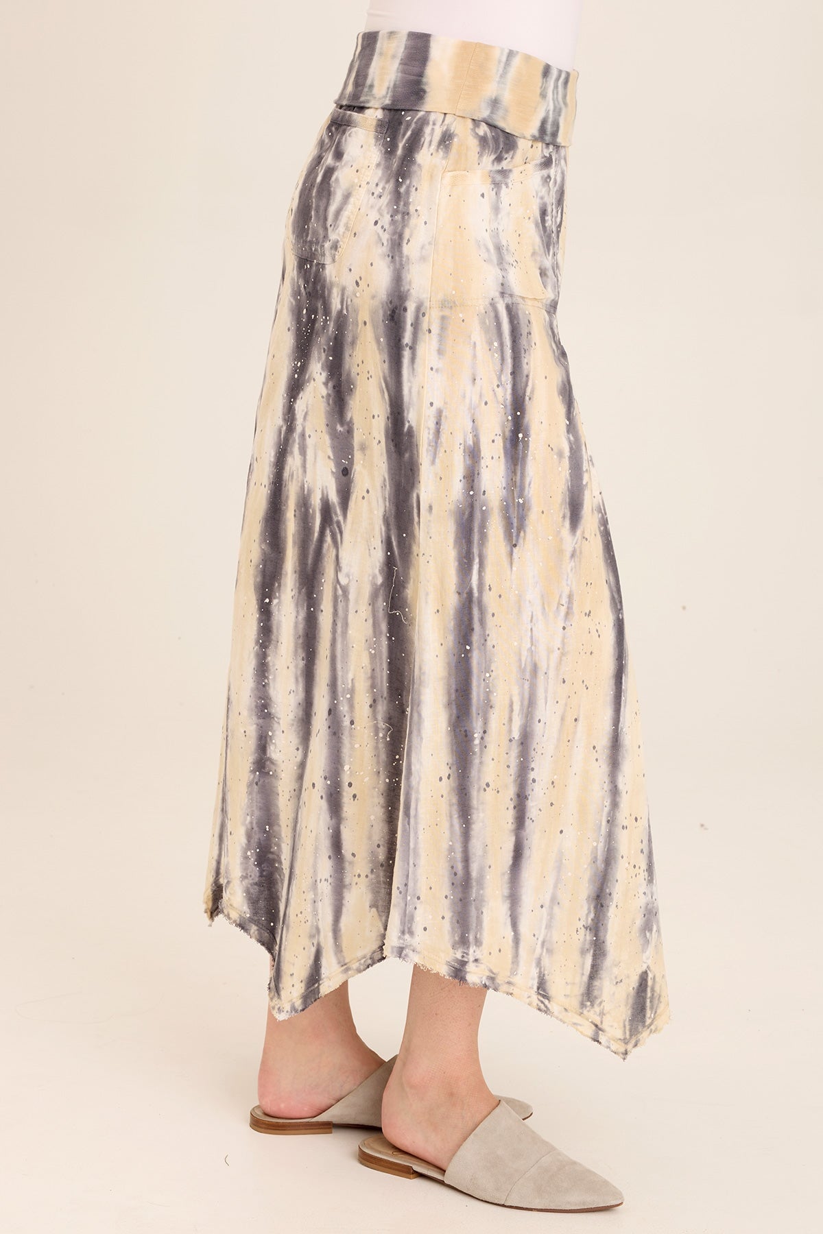 Bohemian Linen Maxi Skirt with Sharkbite Hem - Flowy Beach Skirt for Women, Summer Vacation, Music Festivals & Boho Chic Outfits