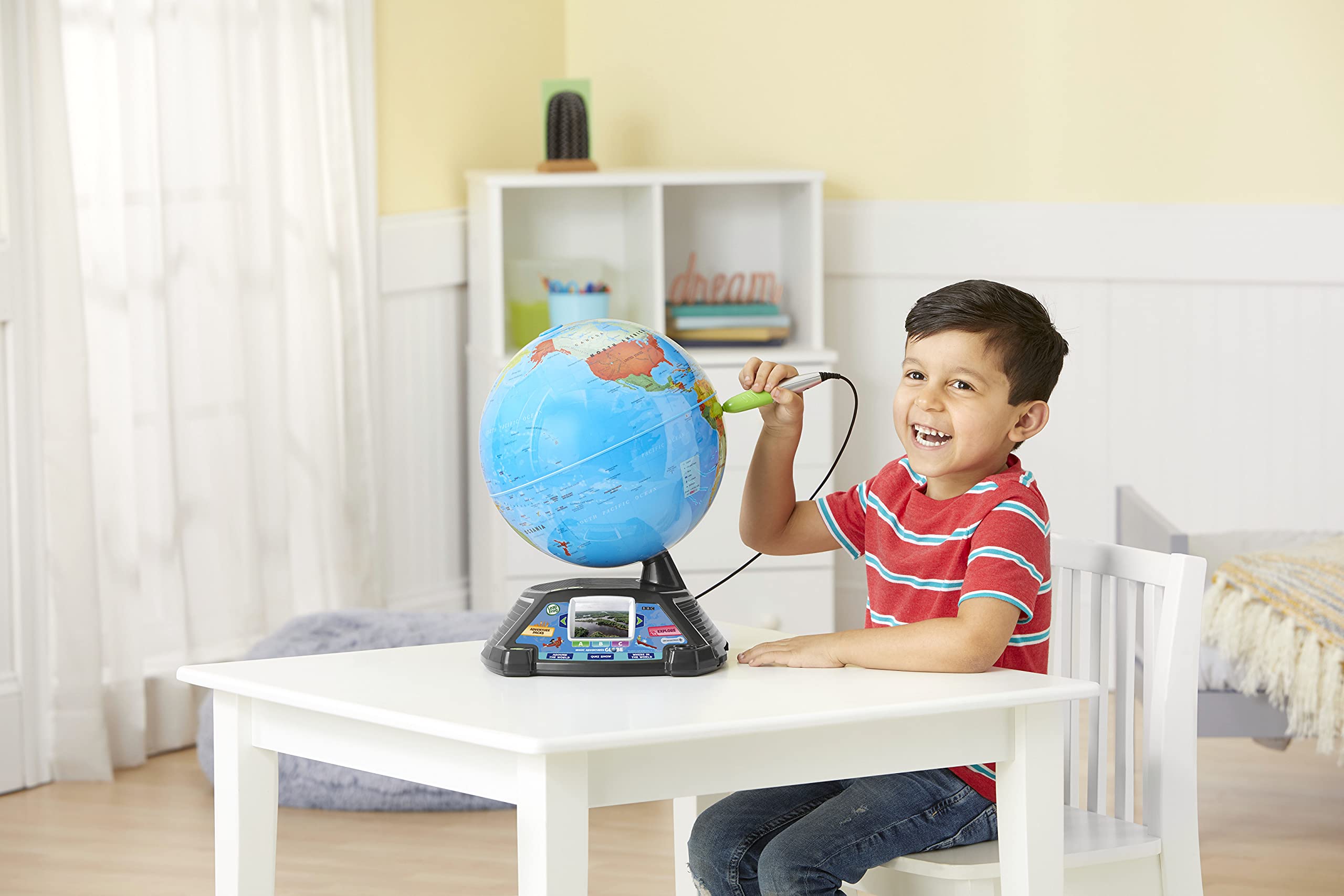LeapFrog Interactive Kids Globe - Smart Educational Toy for Learning World Geography | Fun STEM Learning for Ages 5, 6, 7+ | Perfect for Homeschool, Classroom & Birthday Gifts | Preschool Learning Activities & Christmas Presents