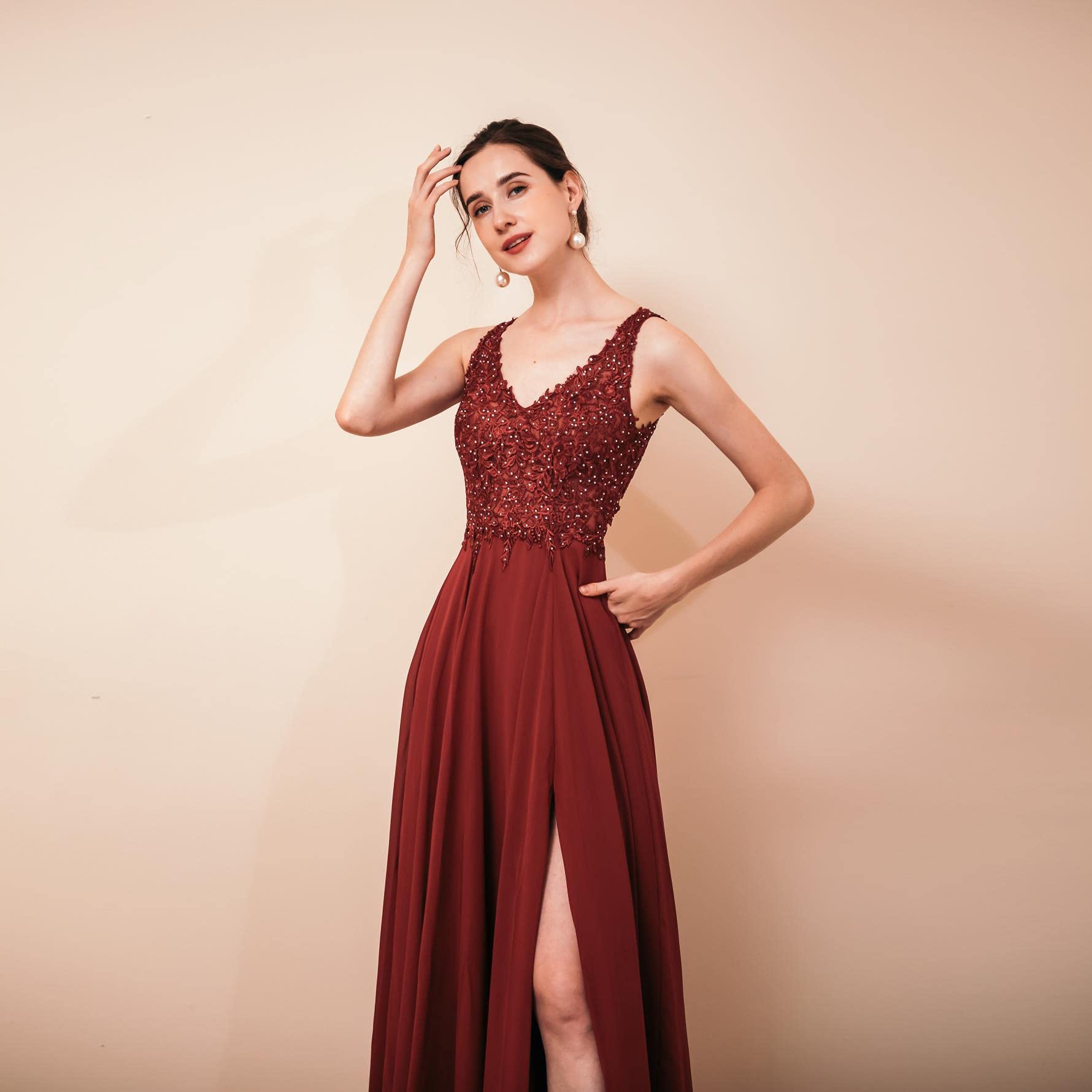 FCOMES Women's Lace Applique V-Neck Chiffon Bridesmaid Dress - A-Line Maxi Formal Gown with Slit for Wedding, Prom, Evening Party & Special Occasions