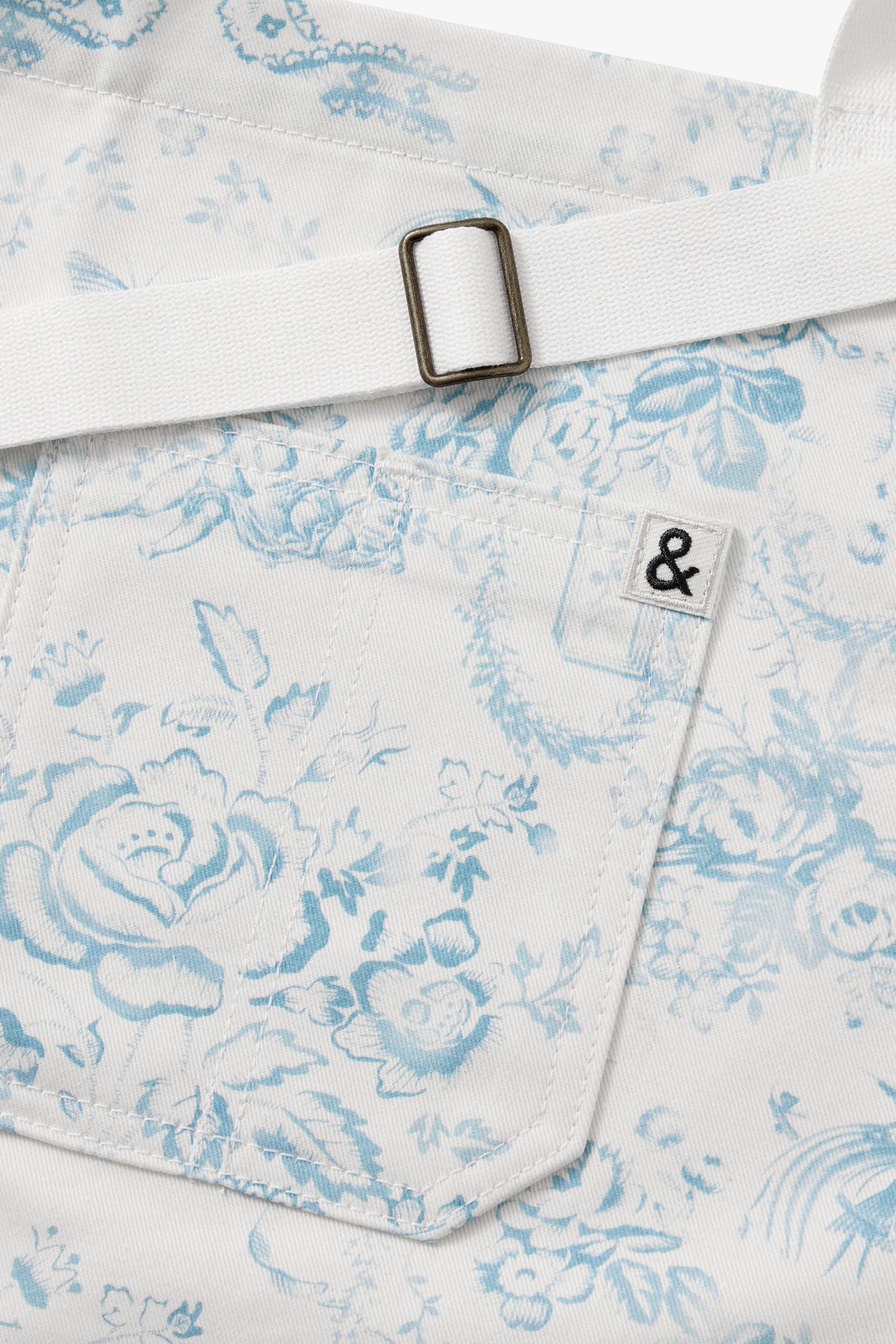 LoveShackFancy X Hedley & Bennett Vintage Sea Print Apron - Stylish Kitchen Apron for Cooking, Baking & Hosting - Perfect for Home Chefs, BBQ Parties & Romantic Dinners