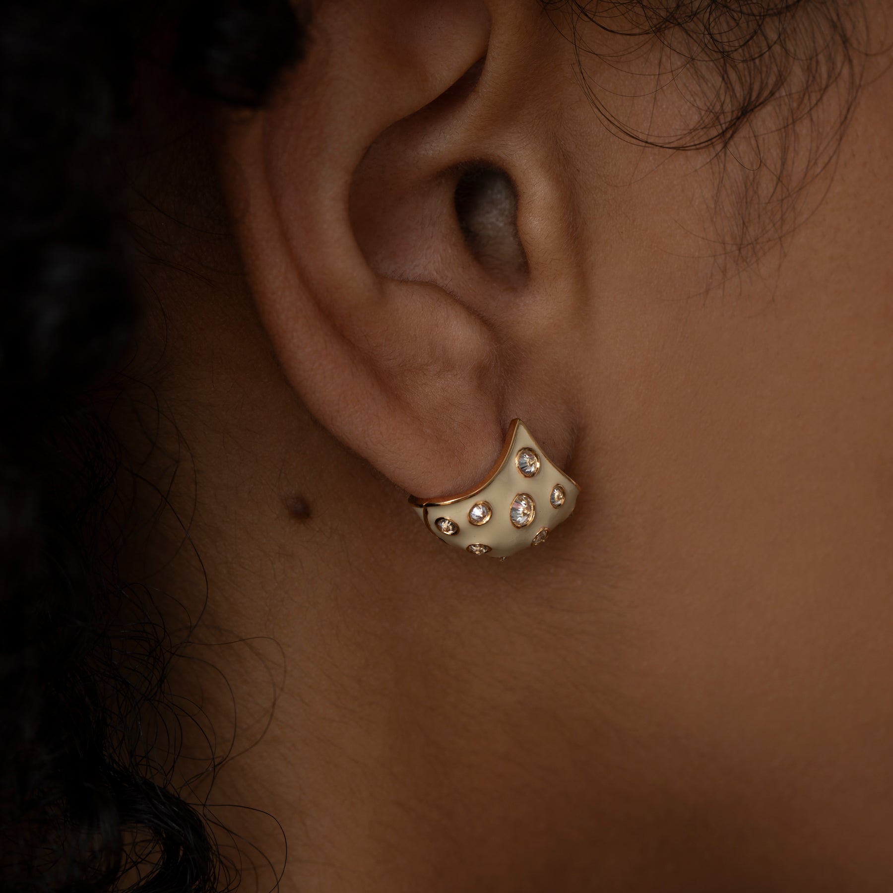 Stunning Enamel Reverse Set White Diamond Fan Earrings – Elegant Jewelry for Women, Perfect for Parties, Weddings & Special Occasions