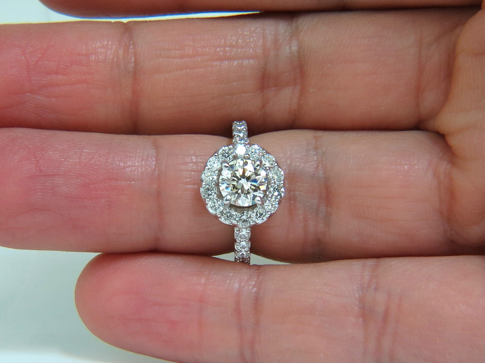 2.00CT Round Brilliant Cut Diamond Halo Ring in 14K Gold - Perfect for Engagement, Wedding & Anniversary Gifts