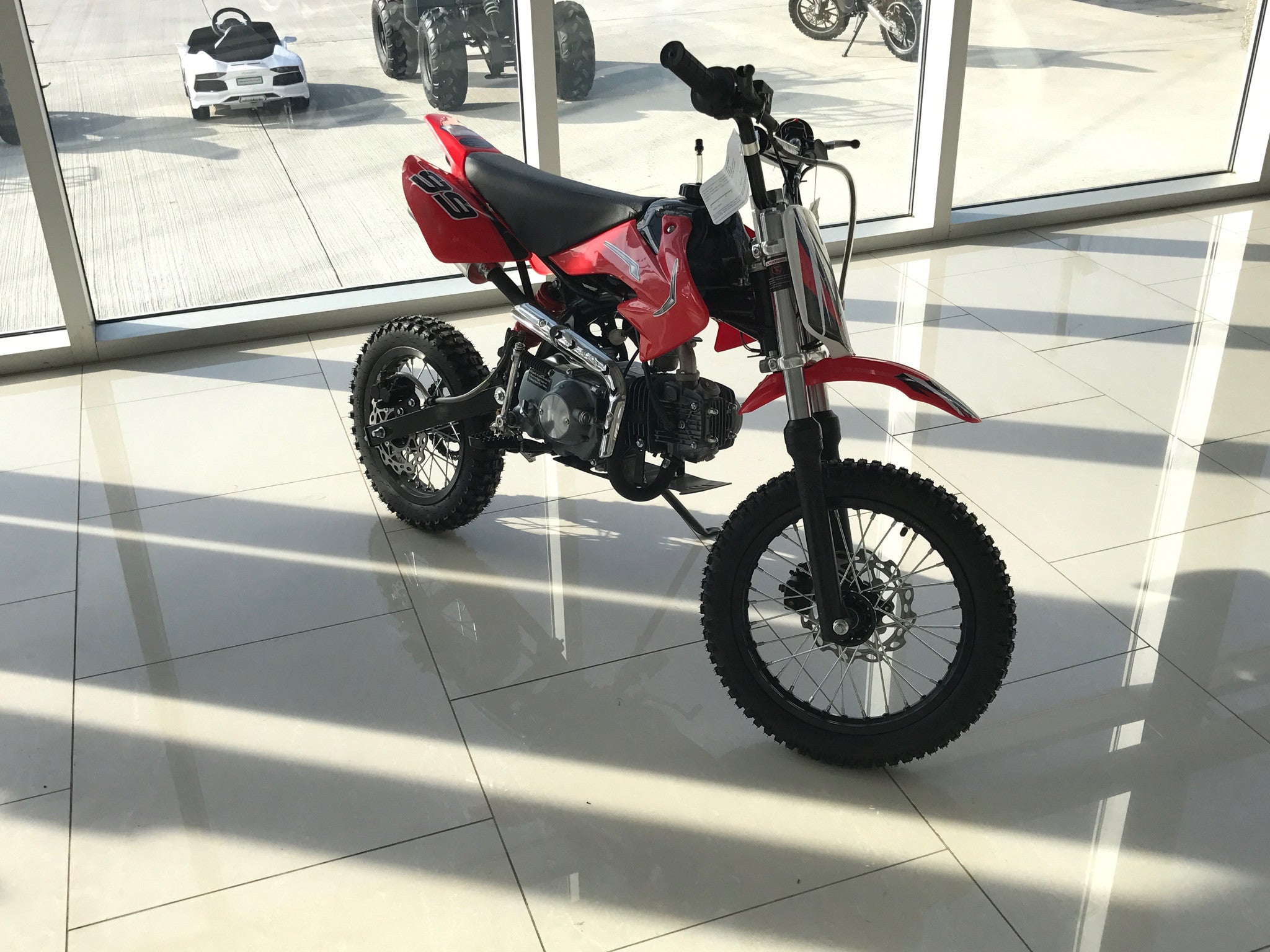 125cc Venom Dirt Bike 4 Stroke - Mamba Off-Road Motorcycle for Adults & Teens - Perfect for Trail Riding, Motocross & Backyard Adventures