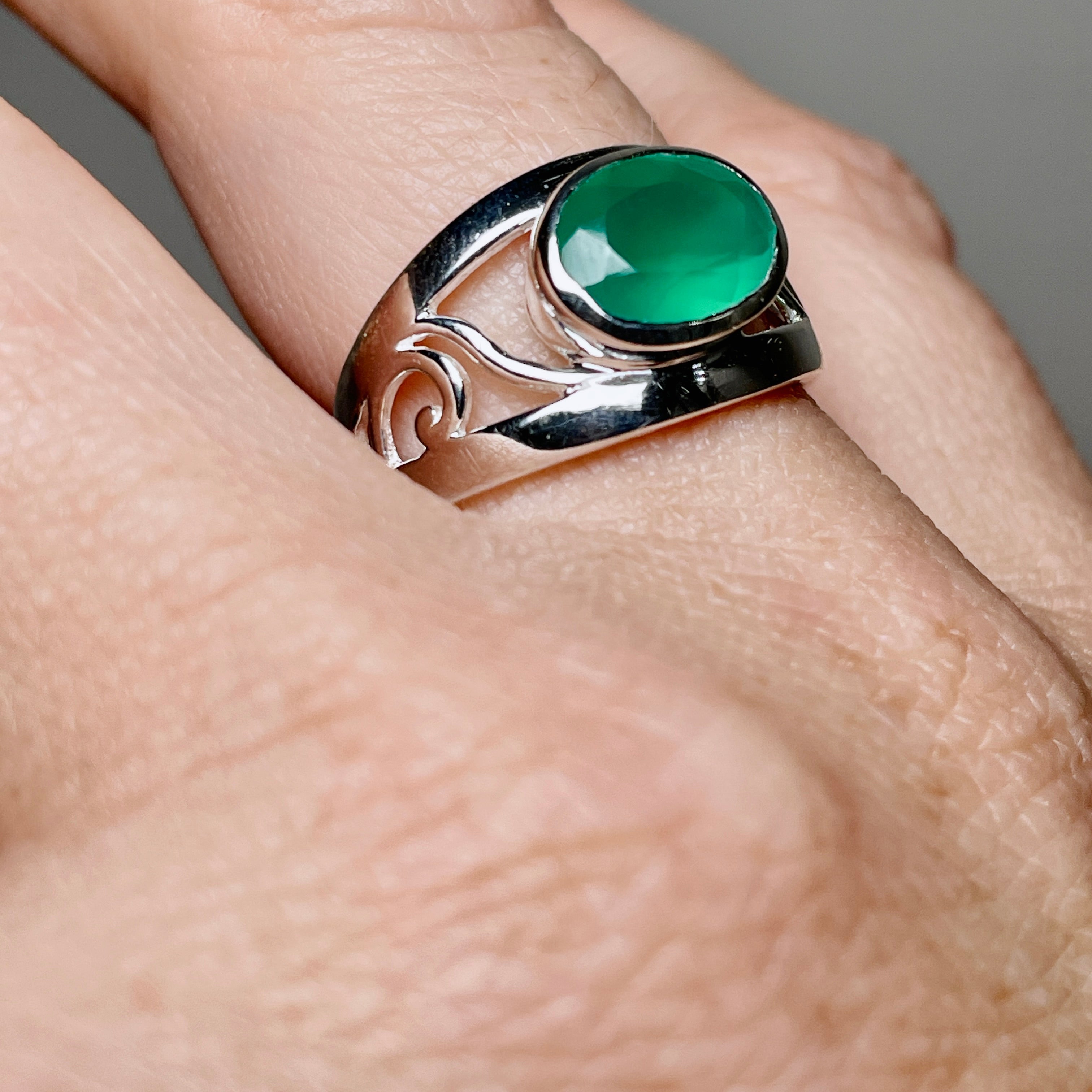 Green Chalcedony Oval Faceted Boho Ring for Women - Handmade Sterling Silver Adjustable Statement Jewelry - Perfect for Festivals, Weddings & Everyday Boho Chic Style