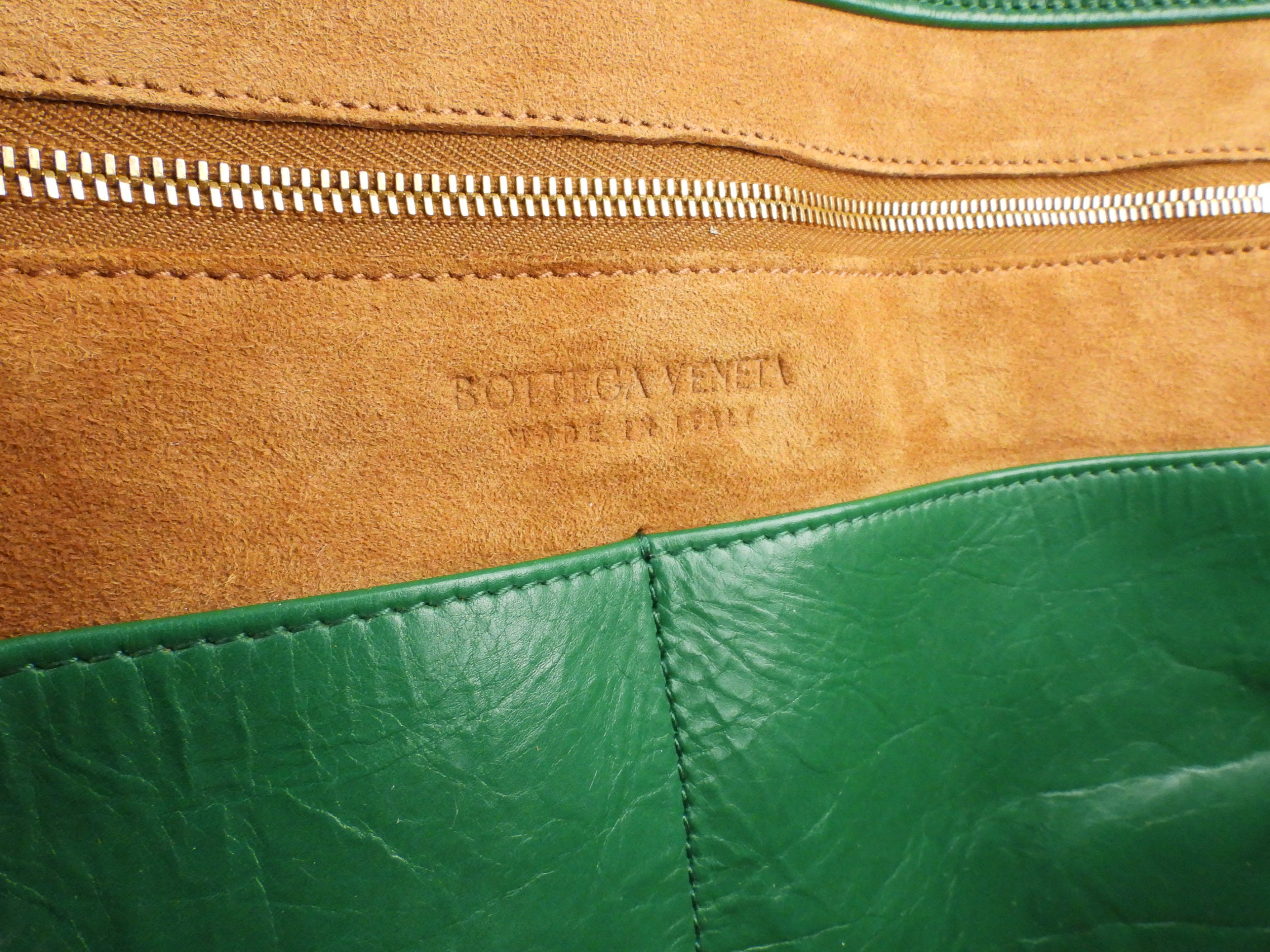 Bottega Veneta Green Intrecciato Glossed Leather Arco Maxi Slouch Tote Bag - Luxury Designer Handbag for Women, Perfect for Work, Travel & Everyday Use