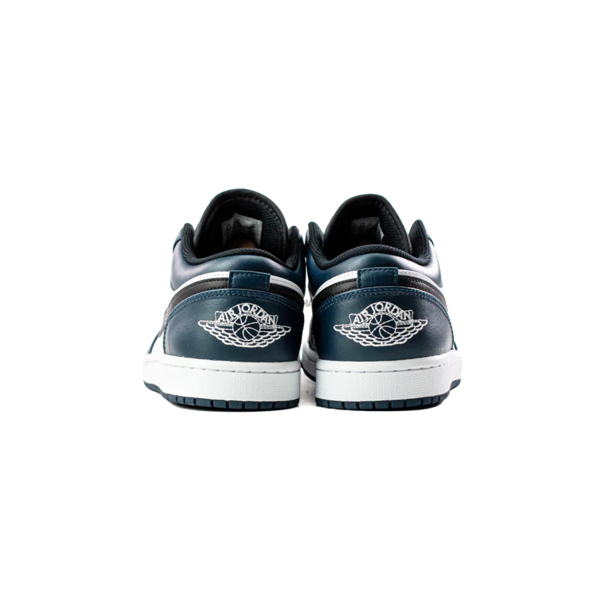 Air Jordan 1 Low 'Armory Navy' Men's Sneakers - Retro Basketball Shoes for Casual Wear & Street Style Fashion