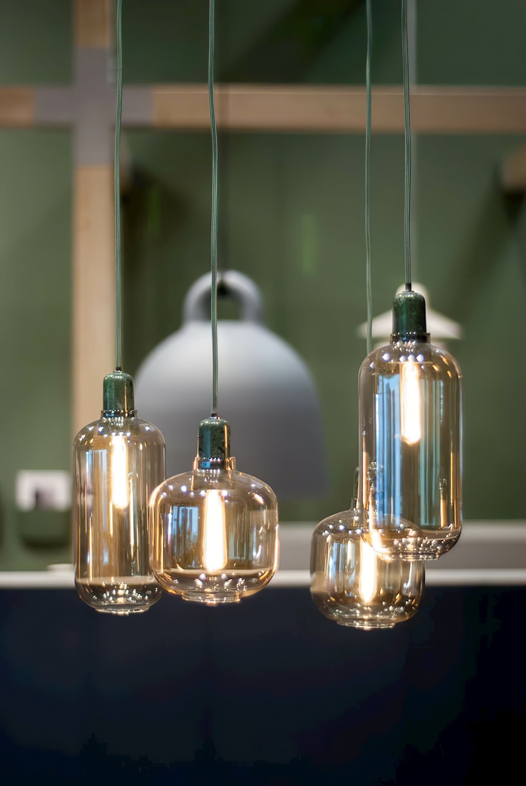 Modern Amp Pendant Lamp - Industrial Style Hanging Light Fixture for Kitchen Island, Dining Room & Bedroom Decor