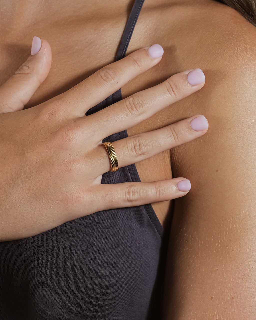 Jeanne Herringbone Chain Ring - Elegant Gold Plated Women's Jewelry for Everyday Wear & Special Occasions