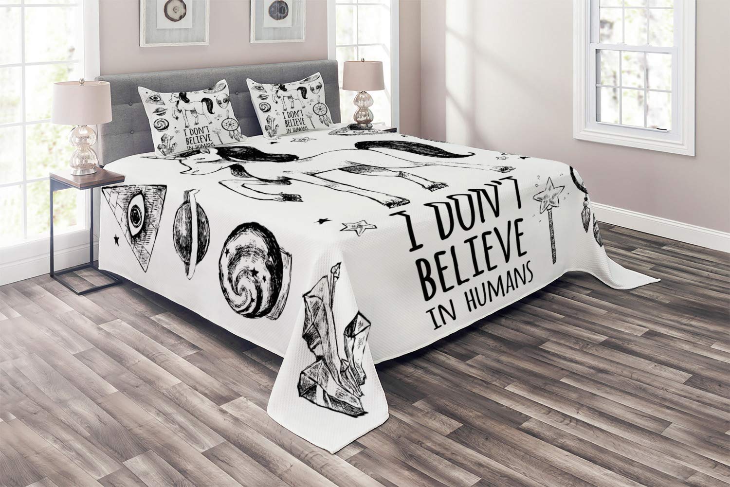 Ambesonne Unicorn Bedspread Set - 3 Piece King Size Black Bedding with 2 Pillow Shams | Pyramid Alien Dreamcatcher Planets Grunge Print Fantasy Design | Perfect for Teen Girls' Room, Dorm Decor & Unique Gift Idea