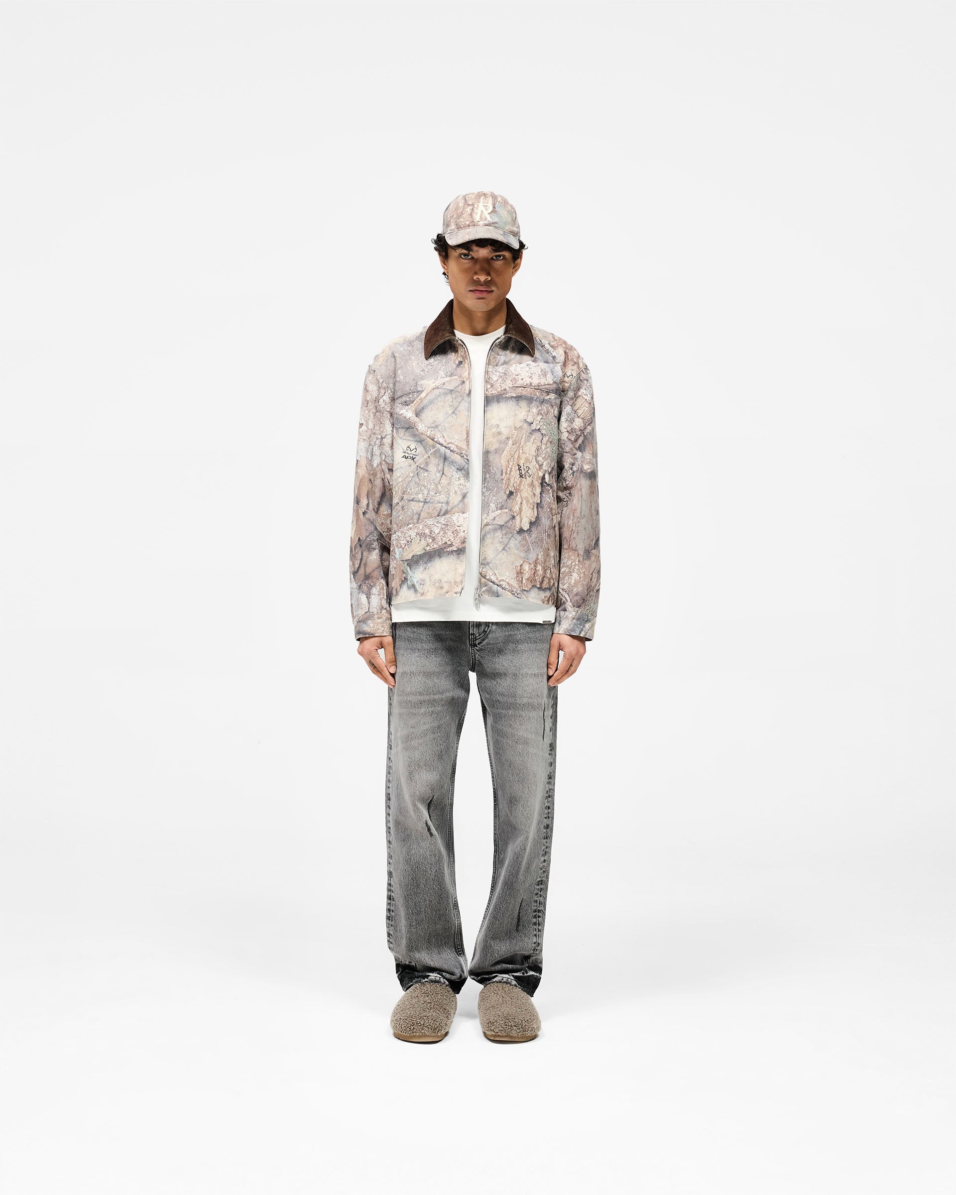 Realtree® Camo Trucker Jacket for Men - Waterproof Hunting Jacket with Warm Fleece Lining - Perfect for Outdoor Adventures, Hunting & Camping
