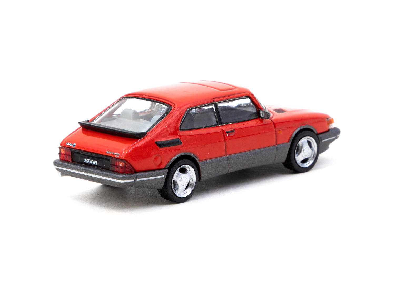 Tarmac Works 1/64 Scale Saab 900 Turbo Red Diecast Model Car with Collectible Tarmac Cards - Perfect for Diecast Collectors, Display, and Gifts