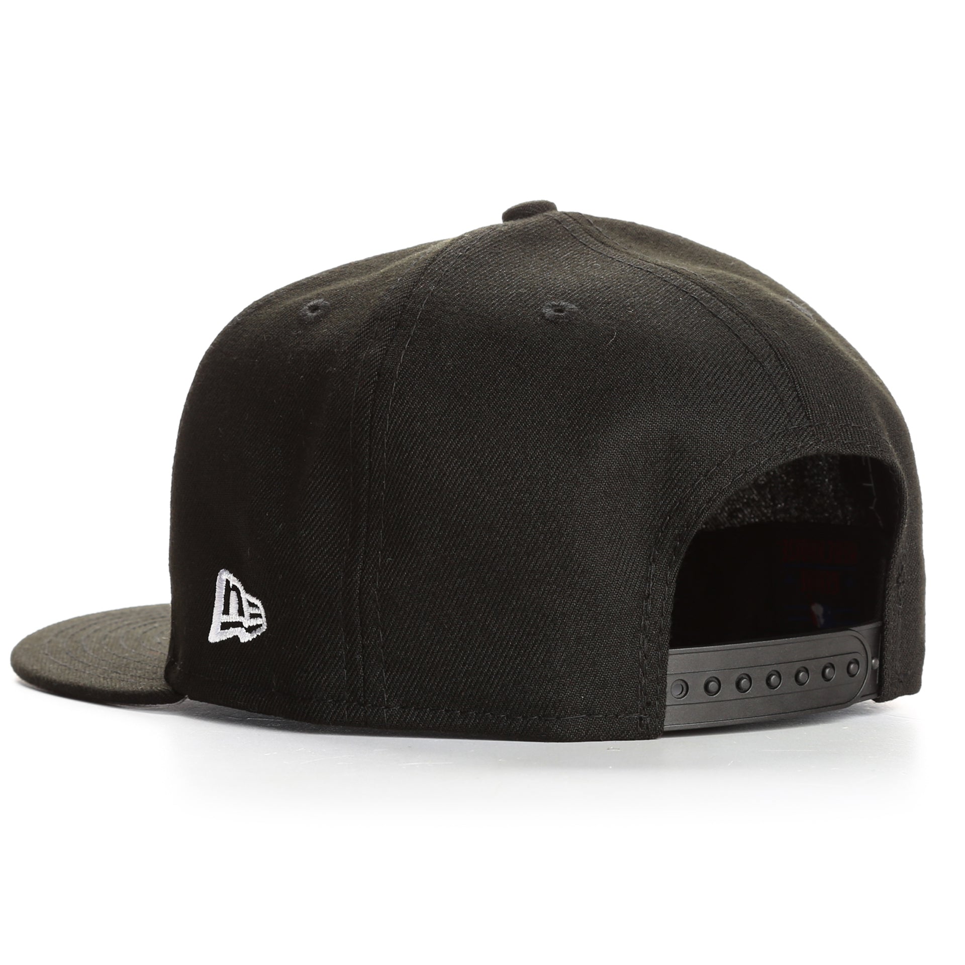 New Era 9Fifty New York Yankees Basic Snapback Hat - Black/White Adjustable Baseball Cap for Men & Women - Perfect for Baseball Games, Streetwear Fashion & Casual Outfits