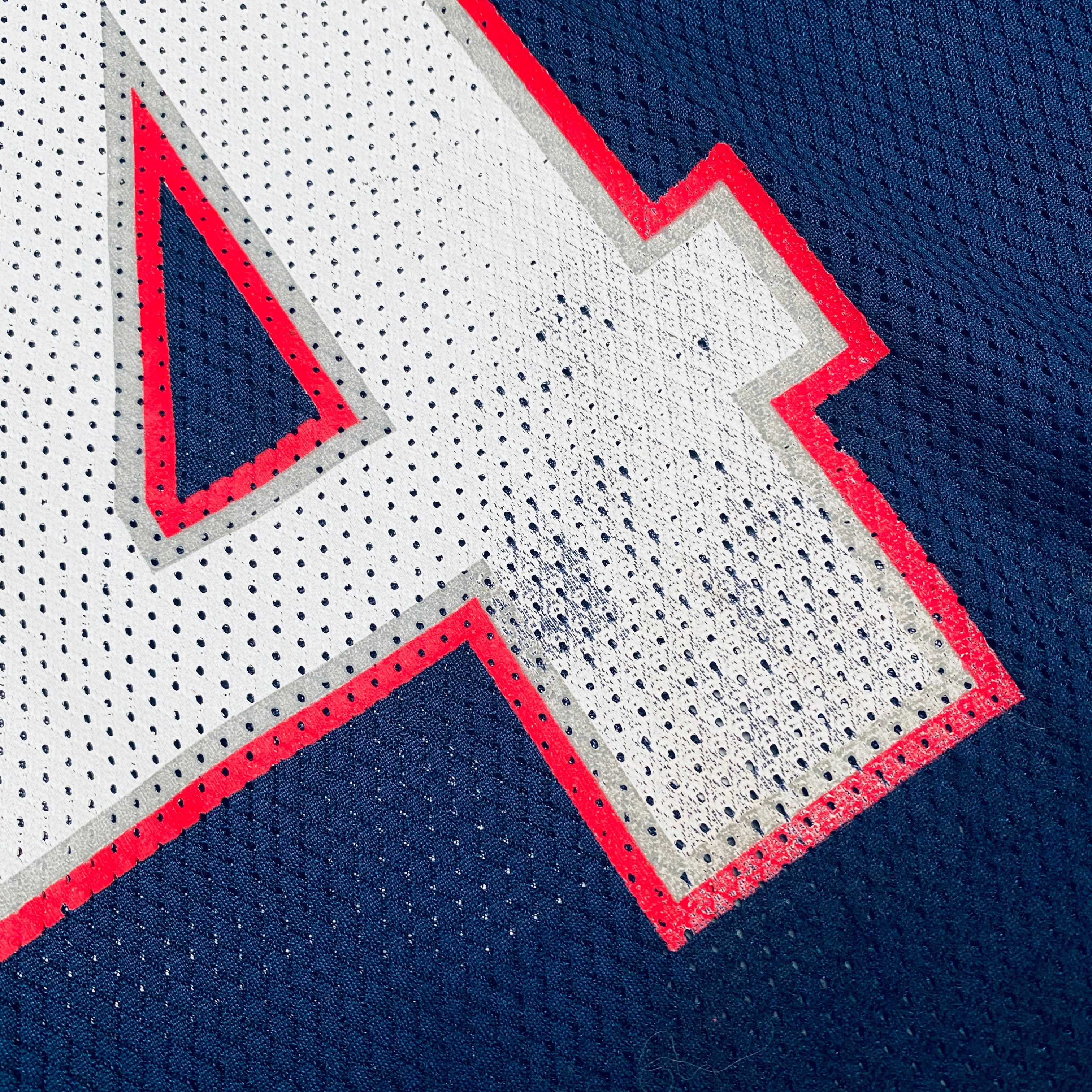 New England Patriots Adam Vinatieri 2002/03 Men's Jersey - Authentic NFL Football Jersey for Fans & Collectors - Perfect for Game Day, Tailgating & Sports Memorabilia Display