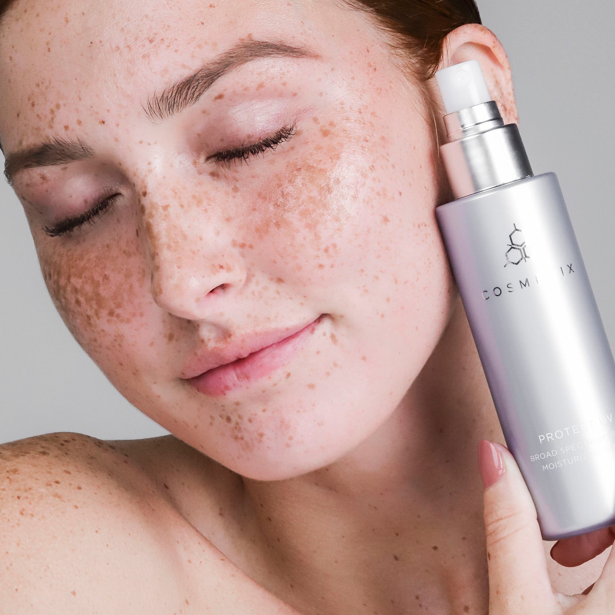Broad Spectrum SPF 30 Sunscreen Spray - UV Protection & Moisturizing Face & Body Sunscreen for Outdoor Activities, Beach & Swimming