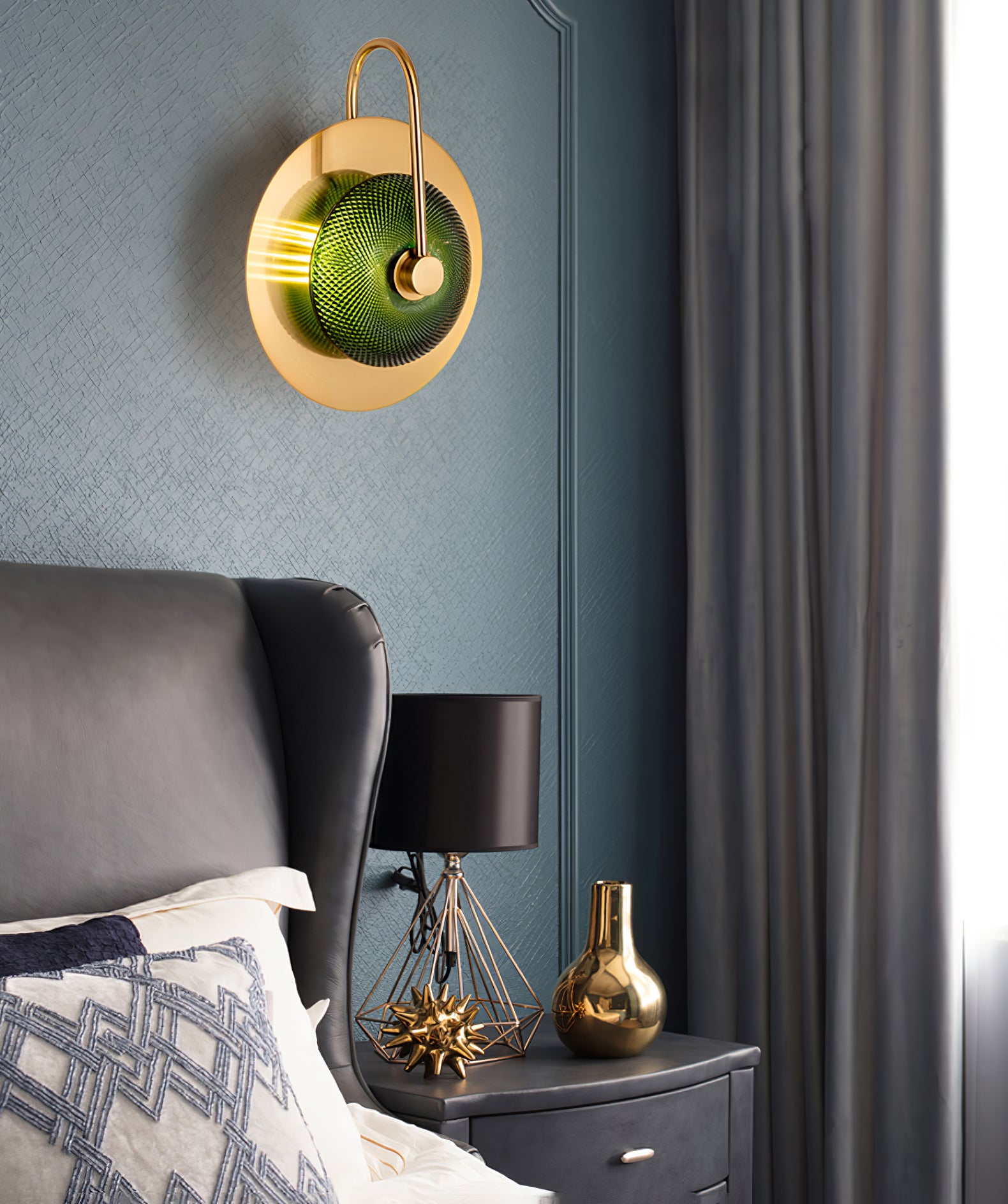 Crystal Wall Sconce Light Fixture - Elegant Glass Sconce for Bedroom, Living Room, Hallway - Perfect for Home Decor and Ambient Lighting