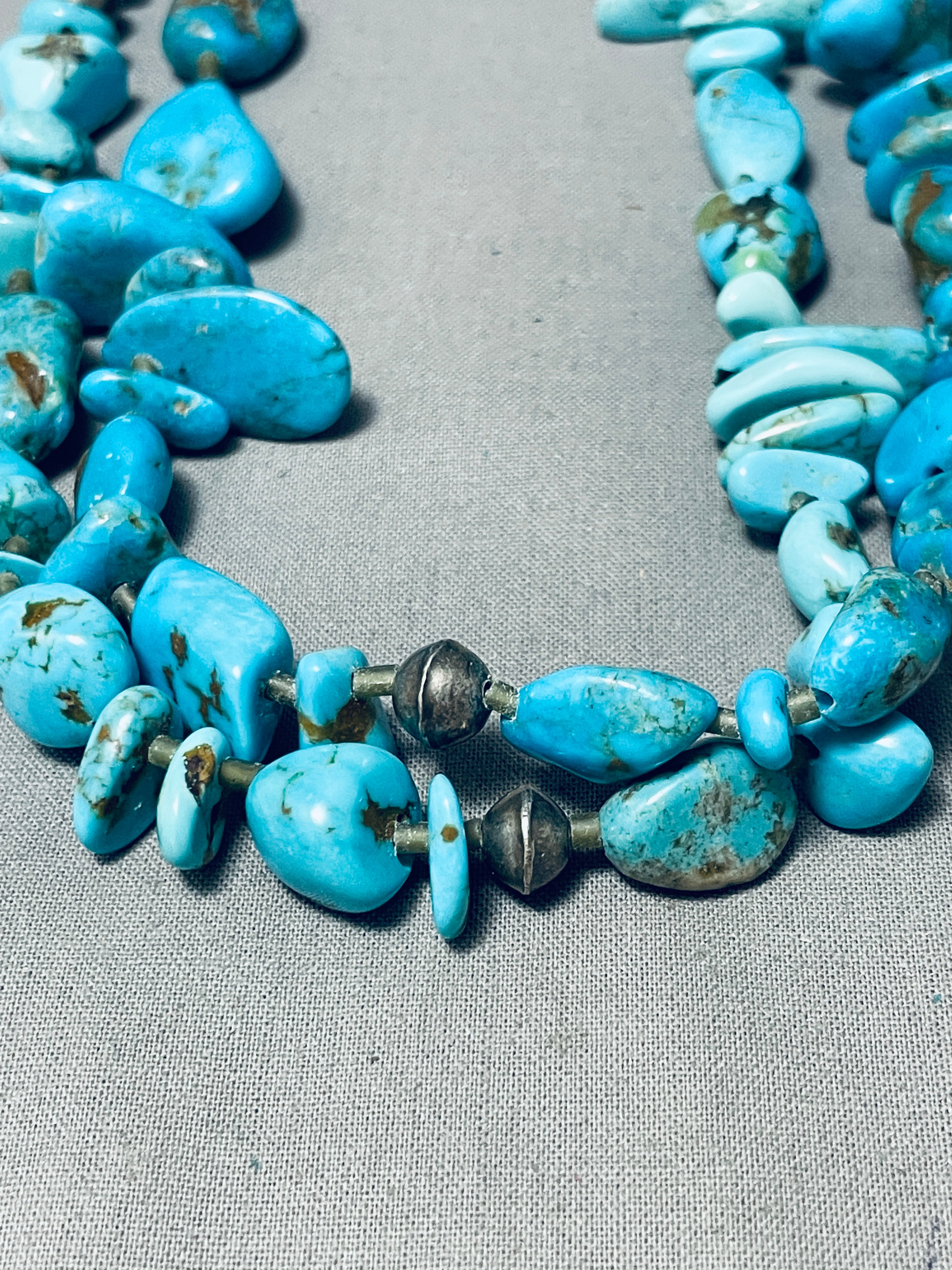 200 Gram Vintage Native American Navajo Turquoise Sterling Silver Necklace - Handmade Southwest Jewelry for Women - Perfect for Boho Fashion, Weddings & Special Occasions