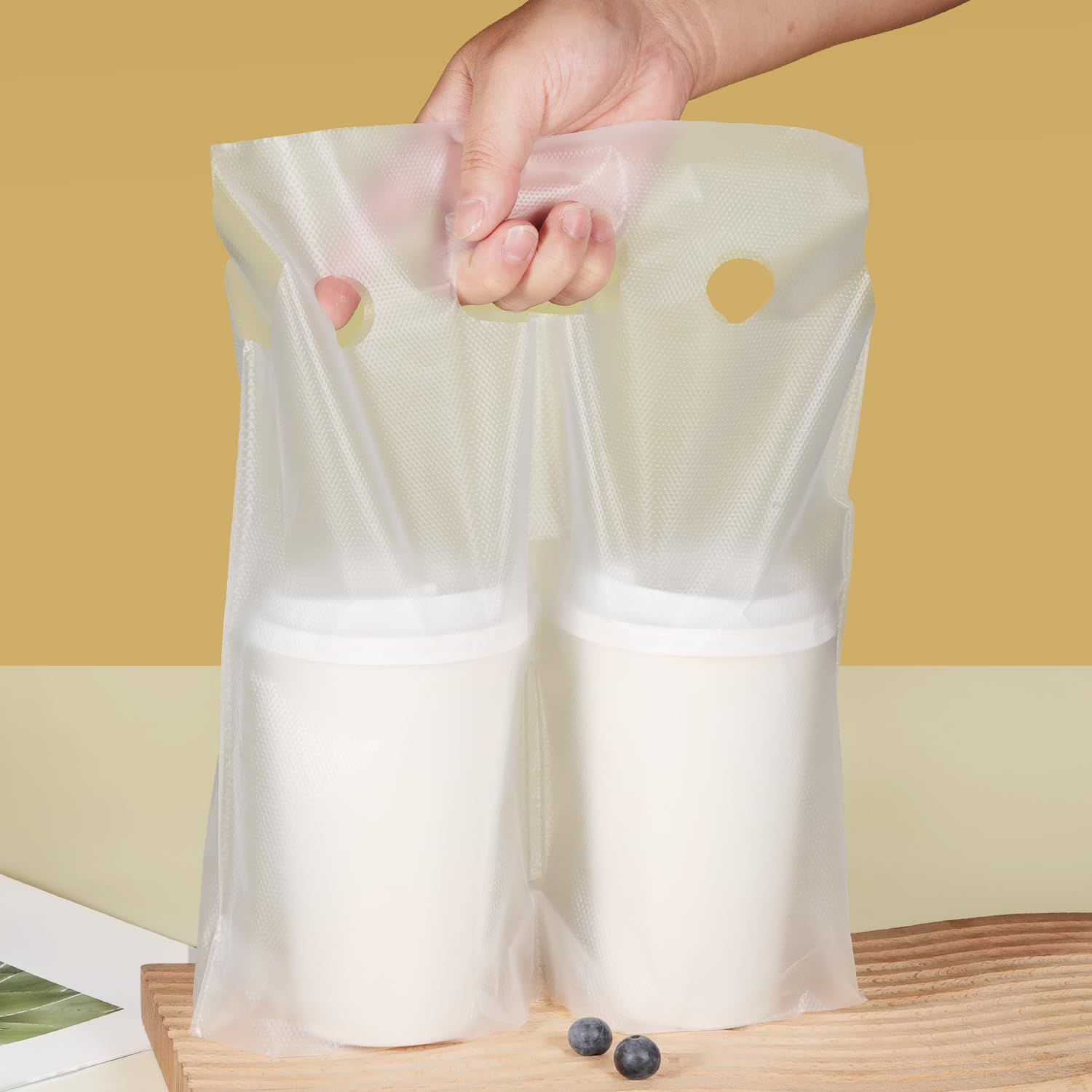 Clear Plastic Drink Carrier with Handle for Coffee, Tea & Juice - 600 Pack (2 Cup) - Perfect for Coffee Shops, Bars & Takeout Delivery - Durable & Portable Beverage Bags for Hot/Cold Drinks