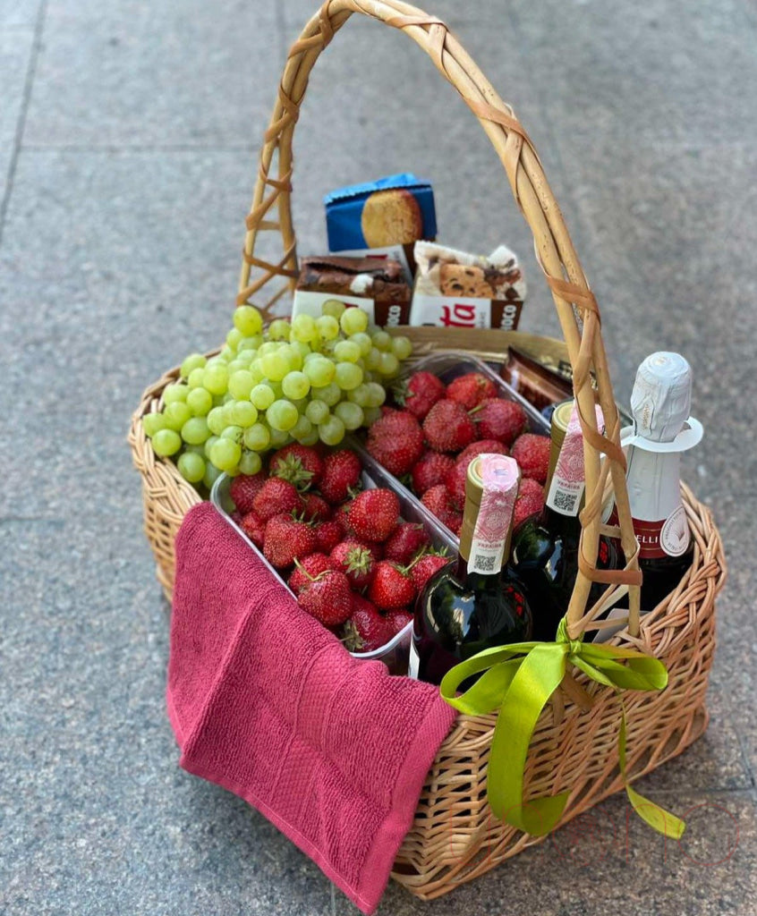 Luxury Premium Fruit Basket with Fine Wine - Perfect Gift for Holidays, Birthdays & Corporate Events