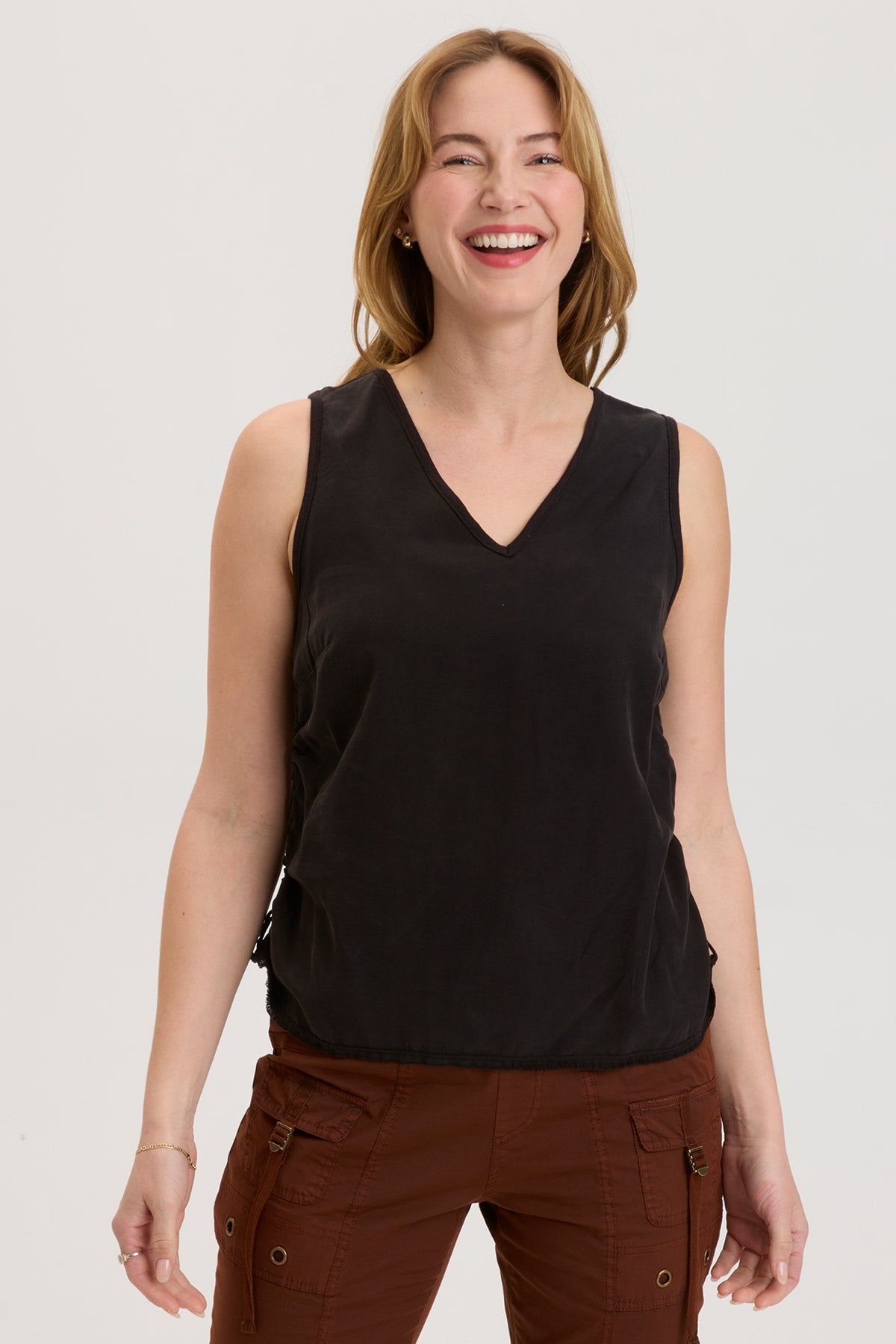 Ileana Tank Top for Women - Sleek Black Stretch Fabric - Perfect for Yoga, Gym & Casual Wear