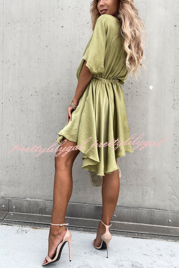 Elegant Batwing Sleeve Satin Dress for Women - Chic Party & Evening Gown - Perfect for Weddings, Cocktail Parties, and Special Occasions