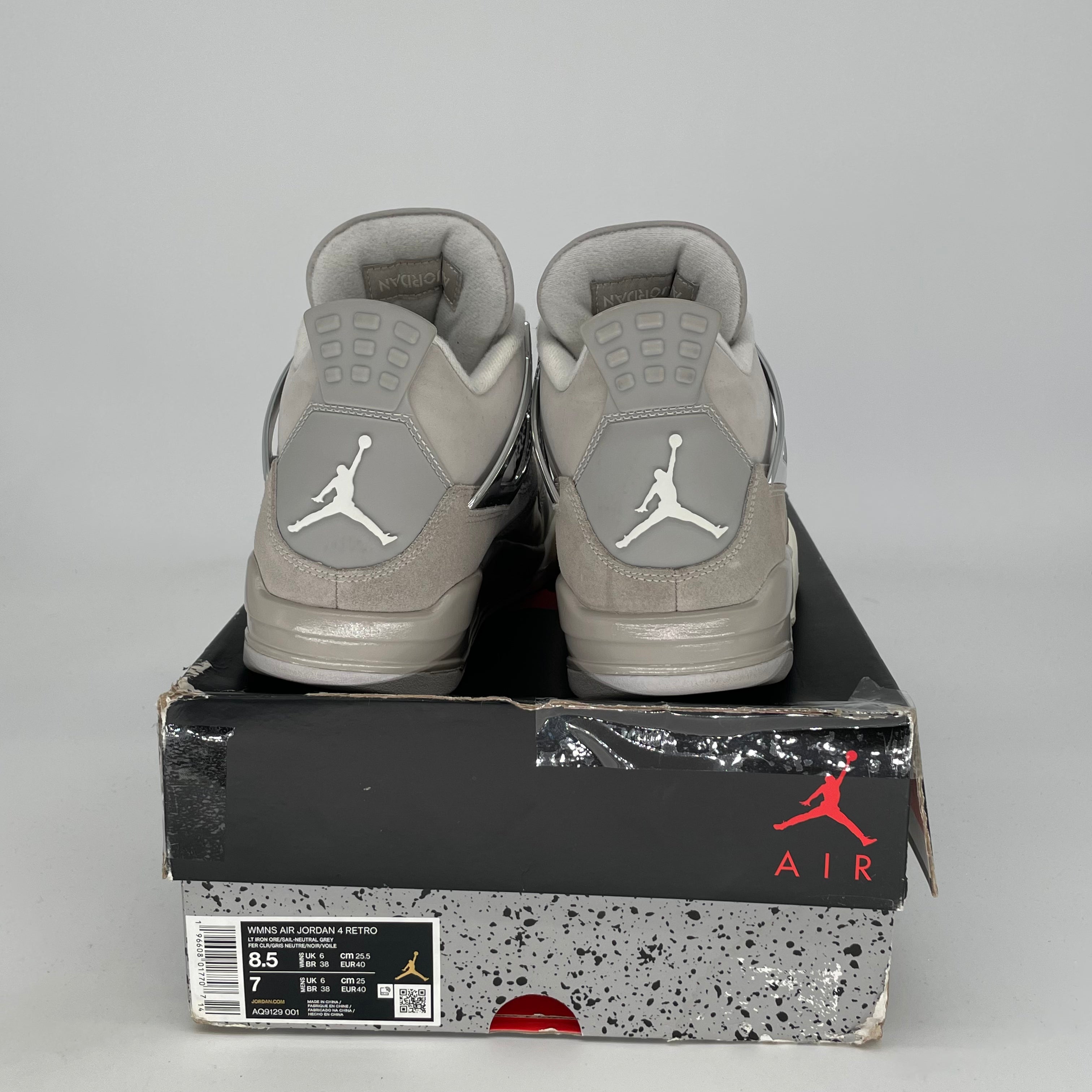 AIR JORDAN 4 FROZEN MOMENTS Women's Basketball Shoes Size 7/8.5W AQ9129-001 - Perfect for Streetwear Fashion & Court Performance