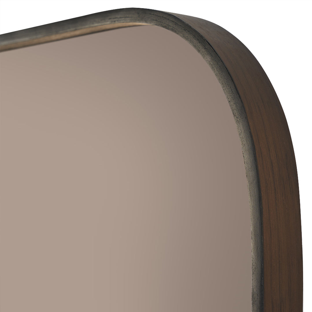 Stylish Camber Wall Mirror - Elegant Home Decor for Living Room, Bedroom & Entryway - Perfect for Enhancing Space & Adding Light