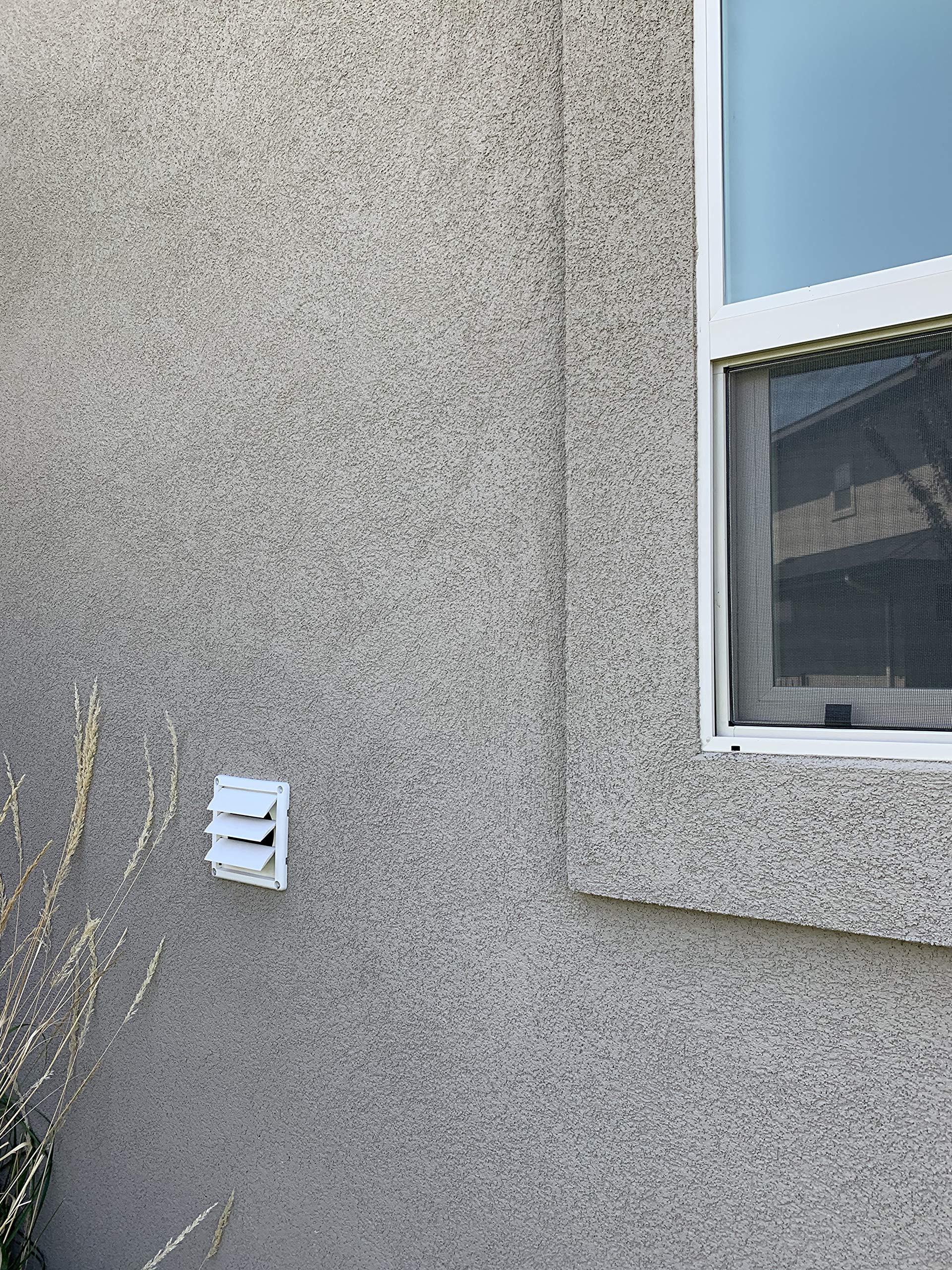 FAMCO Adjustable Dryer Vent Cover with Movable Louvers - Weatherproof & Durable Exhaust Hood for Home Laundry Room, Basement, or Garage - Easy Installation & Maintenance