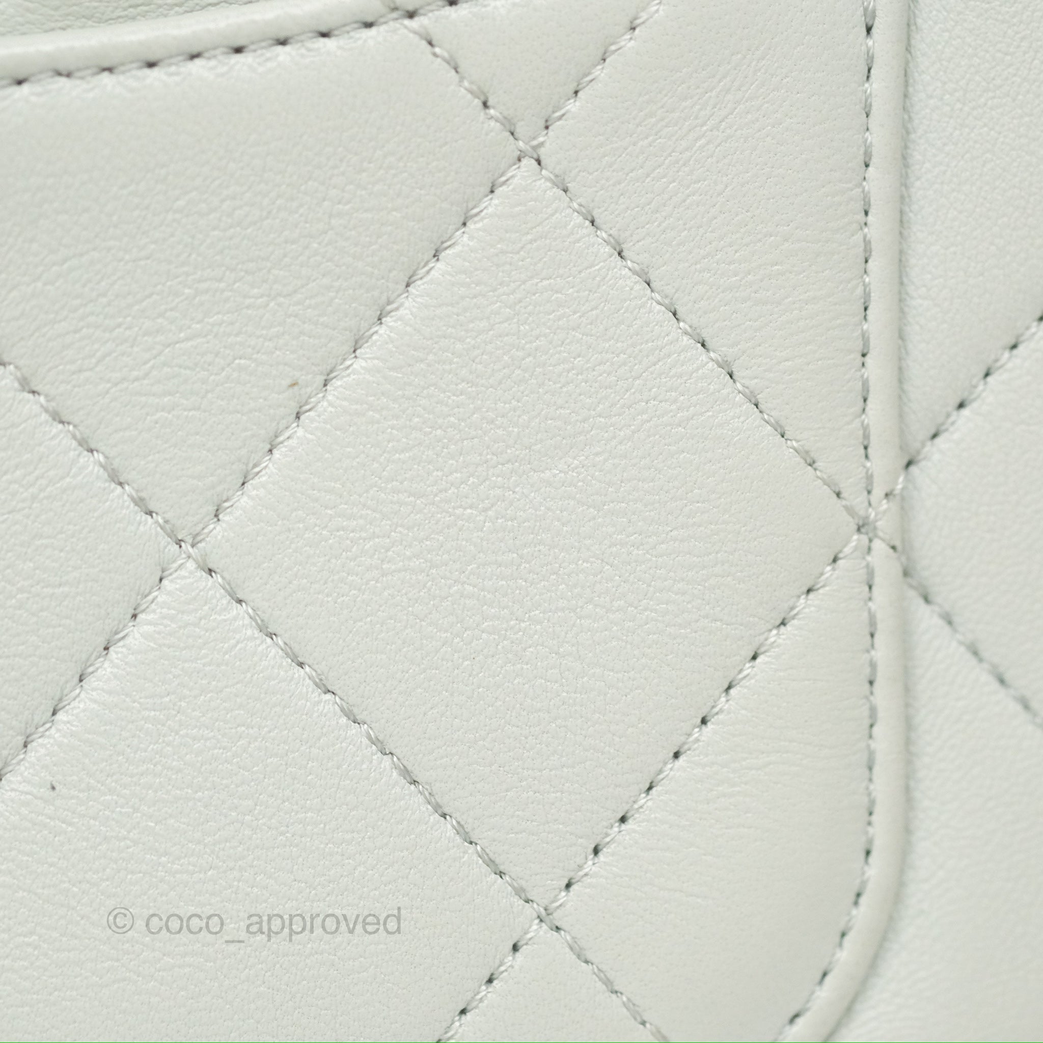Chanel Classic Flap Bag with Chain Handle in Light Grey Calfskin & Aged Gold Hardware - Perfect for Evening Events, Date Nights & Luxury Fashion Accessories