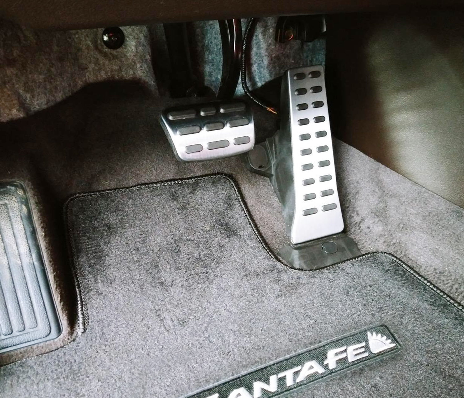 2-Piece Silver Aluminum Racing Pedal Covers for Kia K7 Stinger K5 Optima - Enhance Driving Performance & Interior Style - Perfect for Track Racing & Car Enthusiasts