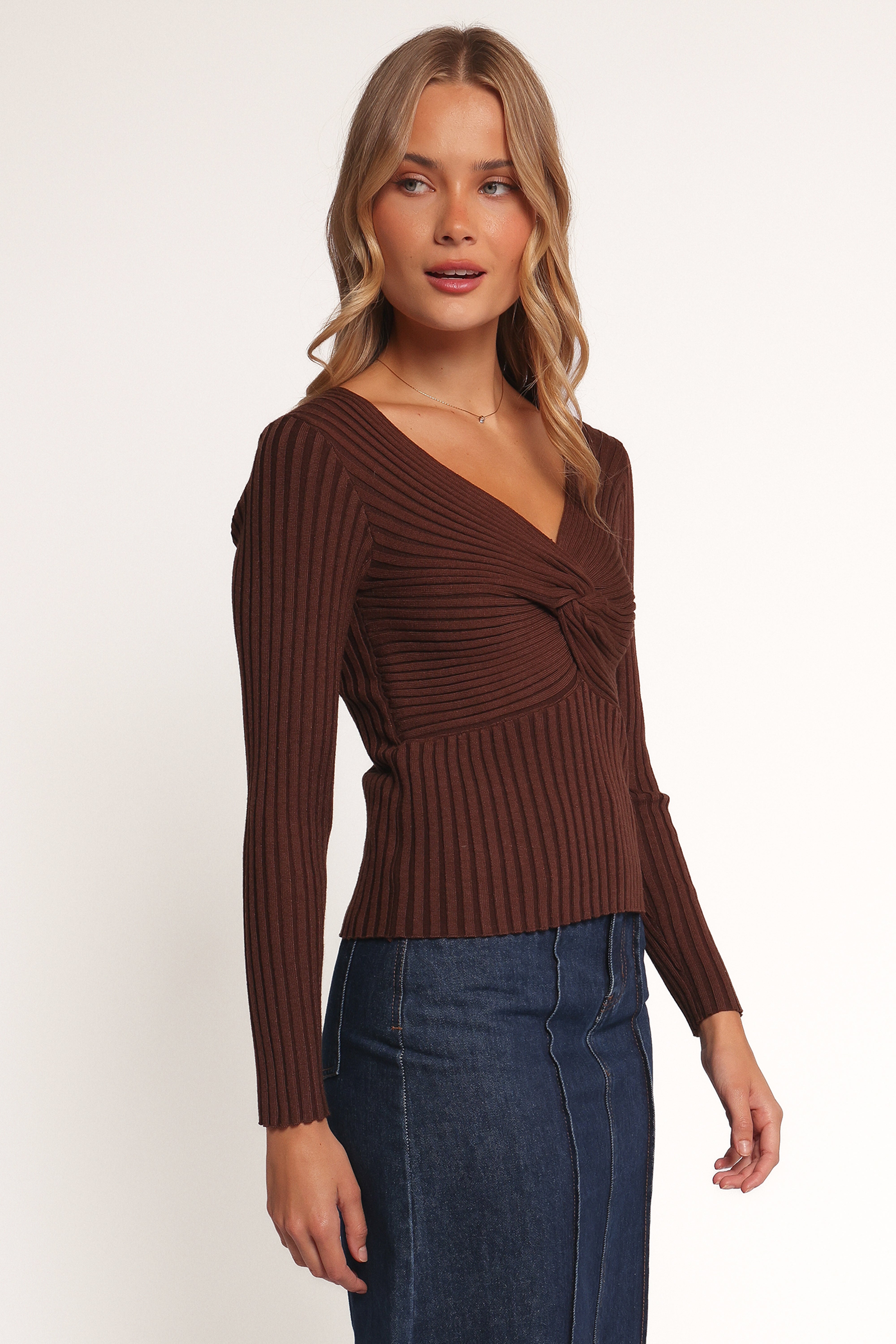 Stylish Demi Twist Detail Knit Top in Brown - Perfect for Casual Outings, Date Nights & Layered Fall Outfits