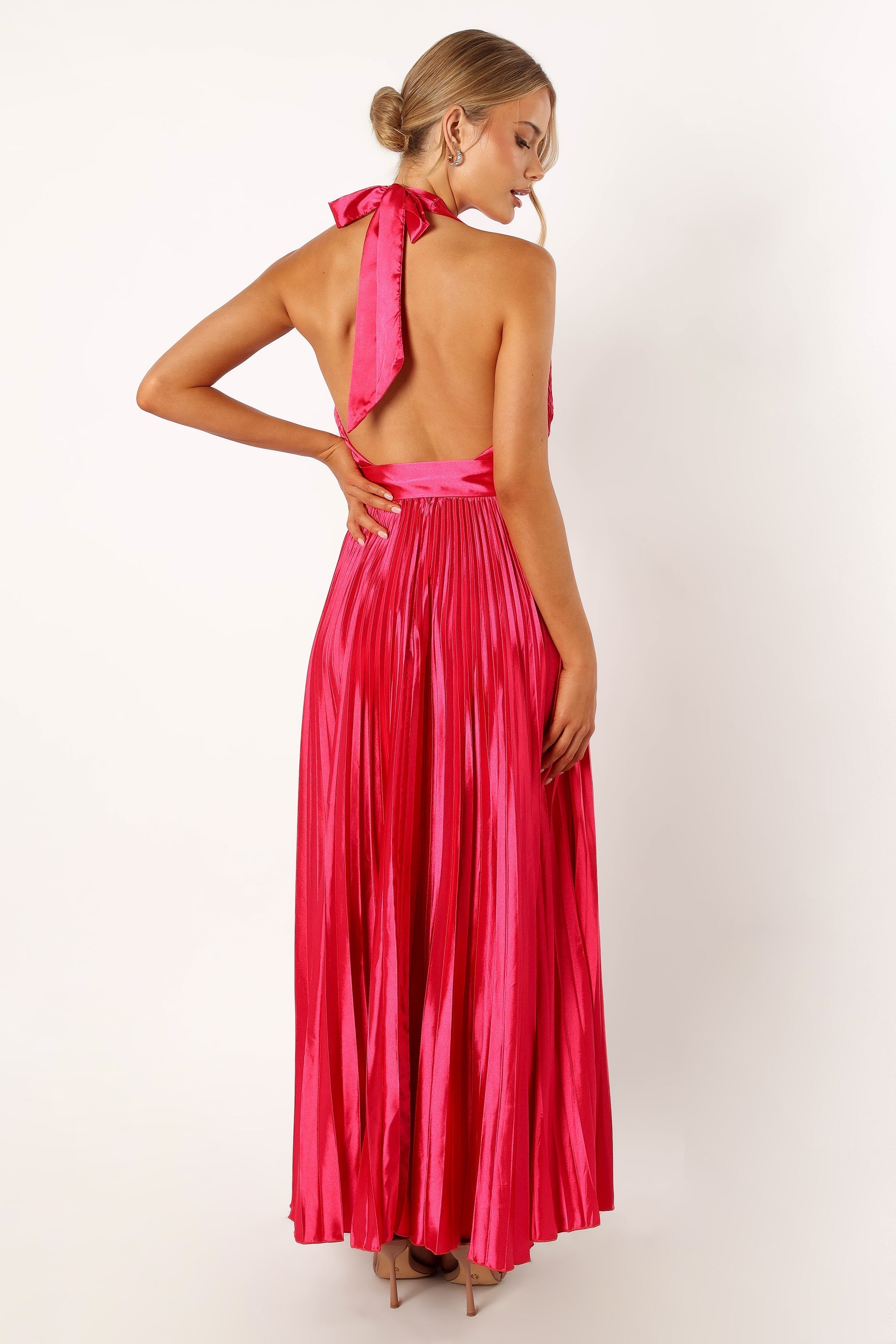 Greta Halterneck Maxi Dress for Women - Flowy Long Summer Dress in Magenta | Perfect for Beach, Vacation, and Casual Outings