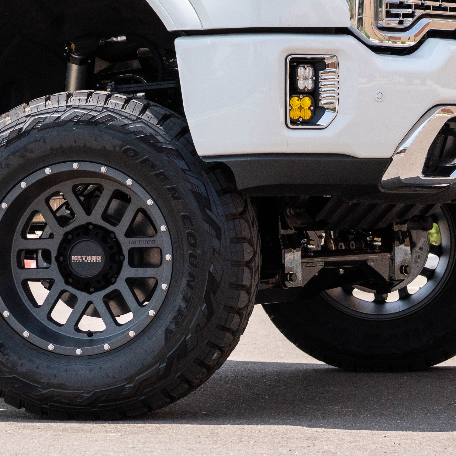 2023 GMC 2500/3500 Heavy Duty SDHQ Built Dual Fog Light Kit - Off-Road Lighting for Trucks & Towing
