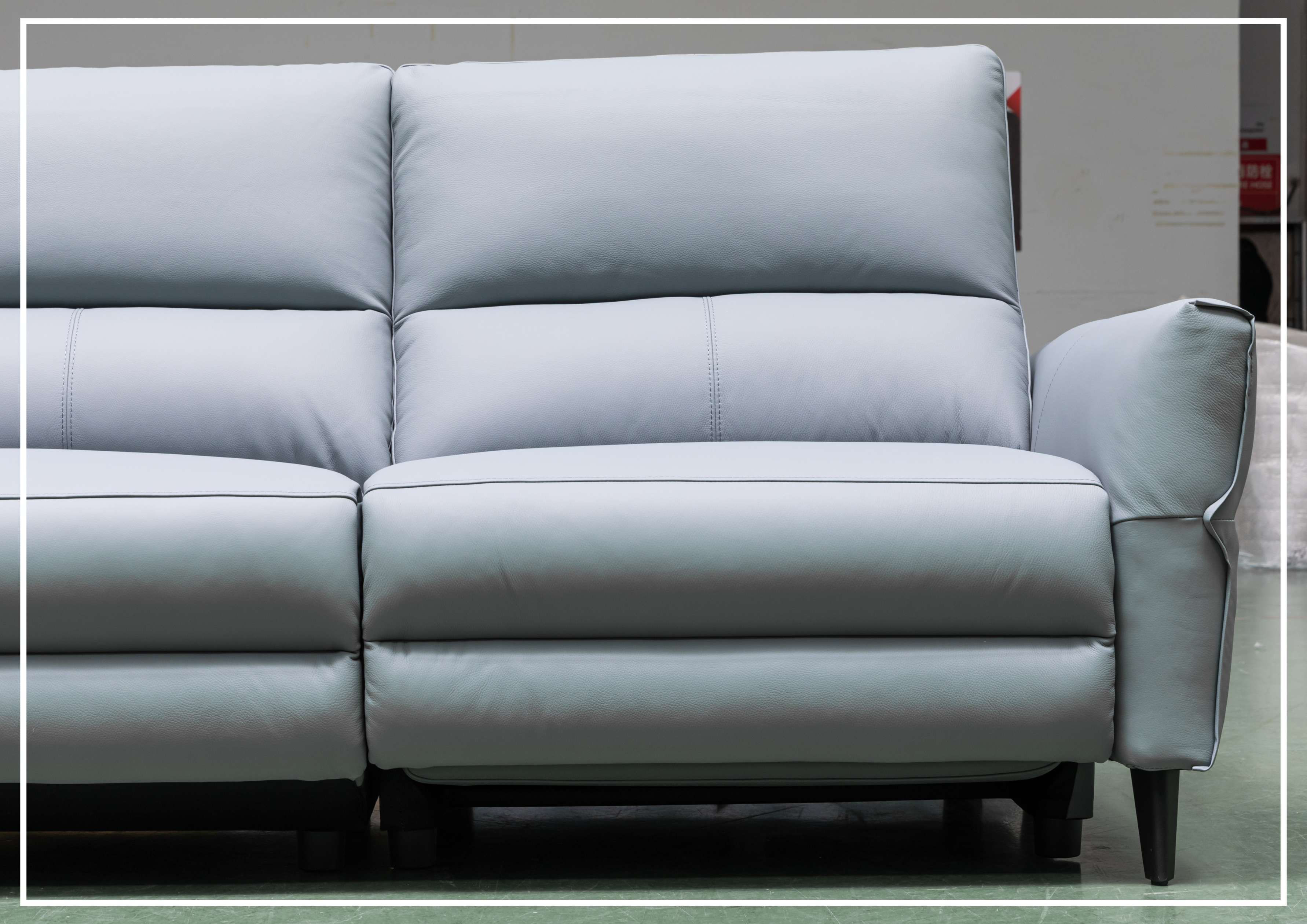 Klaussner Serenita 3-Seater Leather Power Reclining Sofa - Modern Living Room Furniture for Home Theater & Relaxation