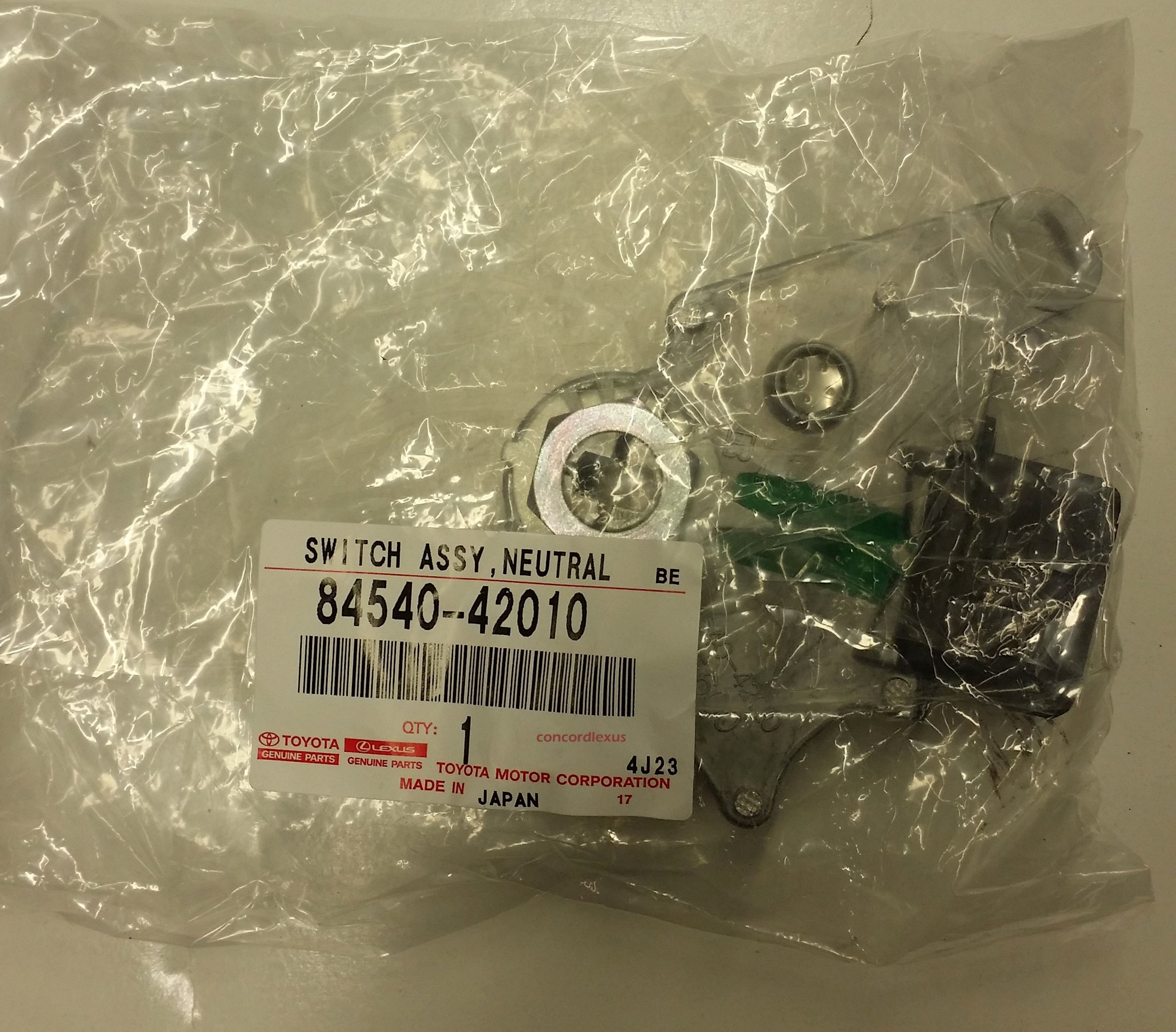 Toyota 84540-42010 Neutral Safety Switch Replacement - Compatible with Select Toyota Models | Perfect for Automatic Transmission Repair & Maintenance