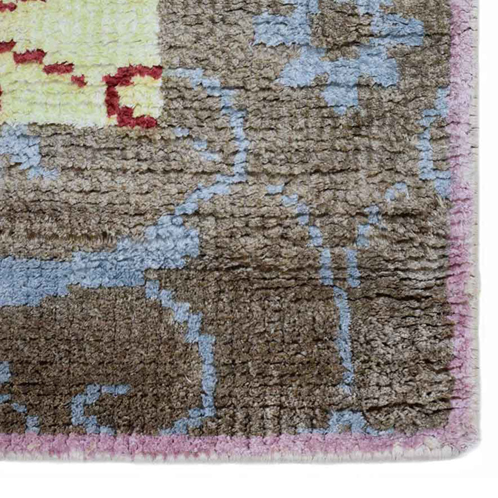 Hand Knotted Hypnotic Design Area Rug - Boho Chic Home Decor for Living Room, Bedroom & Office