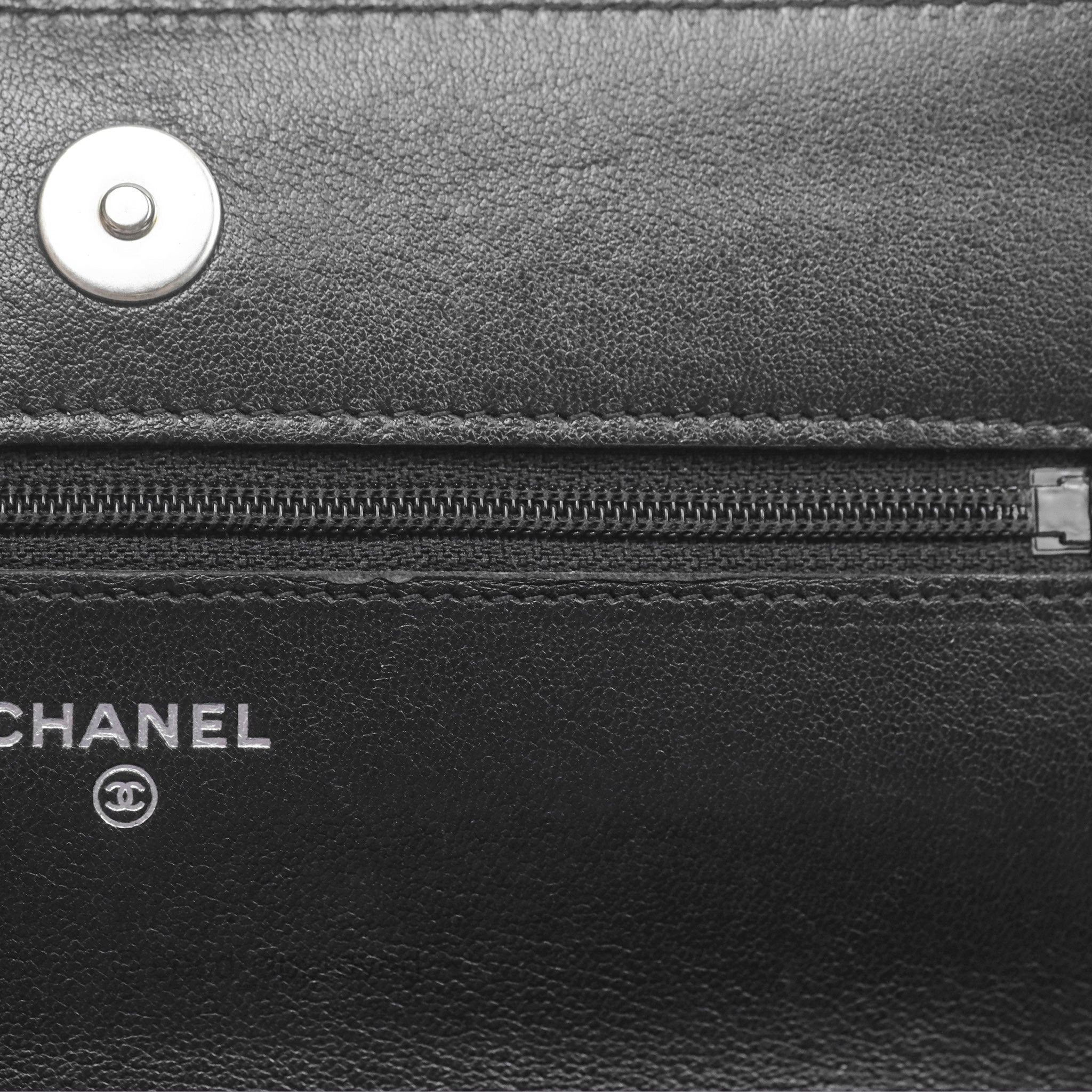 Chanel 19 Wallet on Chain WOC Black Mixed Hardware - Luxury Crossbody Bag for Women, Perfect for Evening Parties & Daily Use