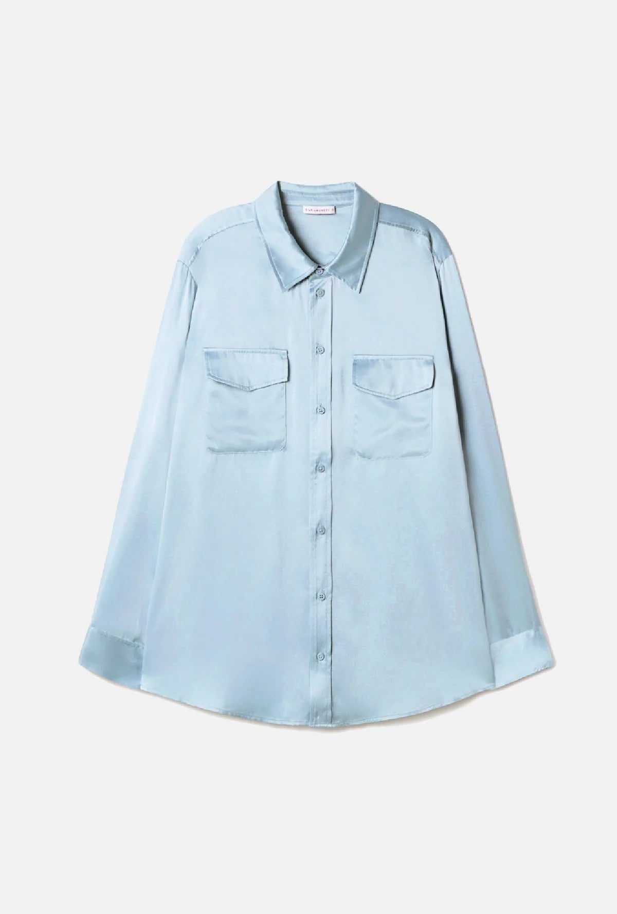 Stylish Boyfriend Shirt in Sky Blue - Perfect for Casual Outfits, Date Nights & Layering