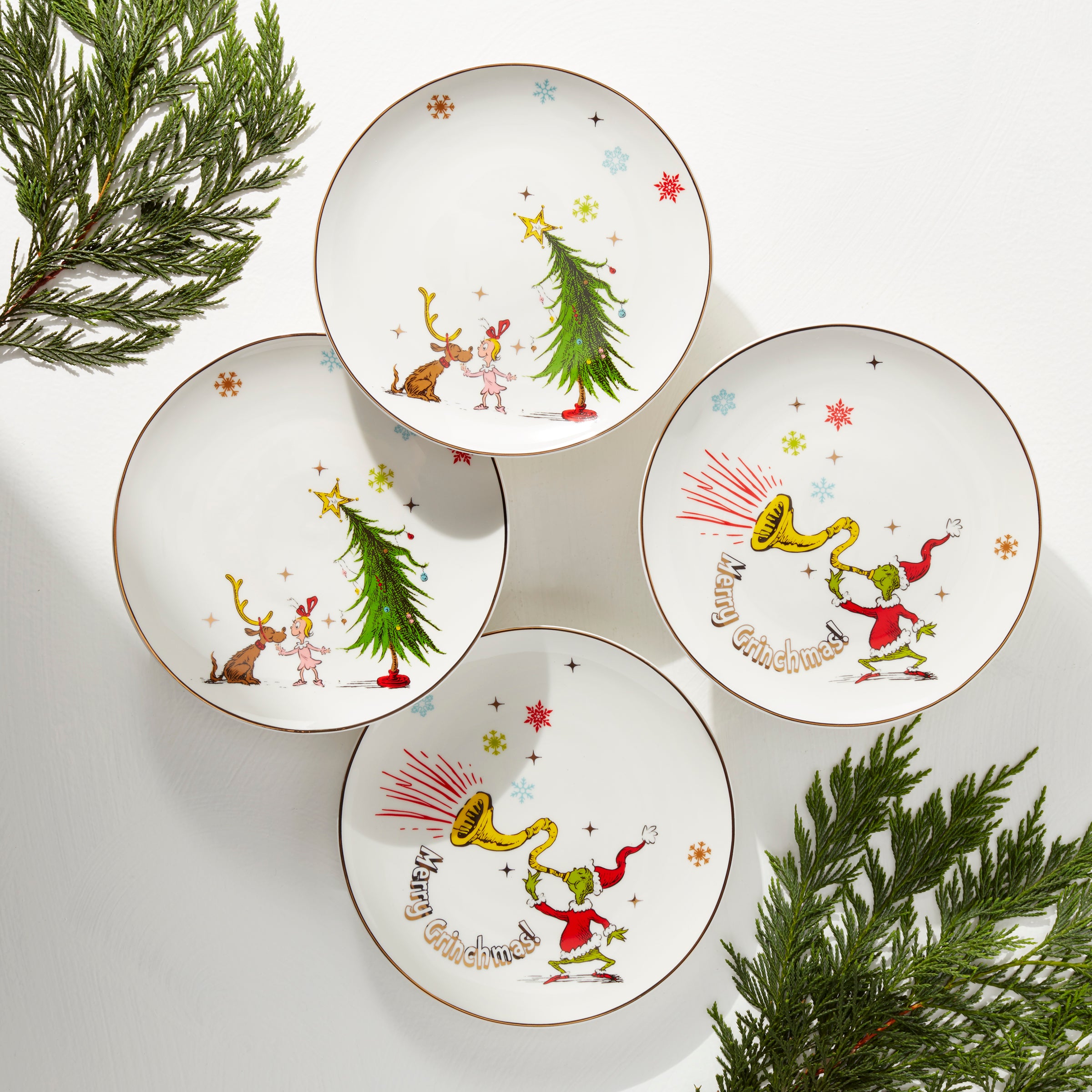 Merry Grinchmas Christmas Dinner Plates - Set of 4 Holiday Themed Accent Plates for Festive Parties, Family Gatherings & Christmas Decorations