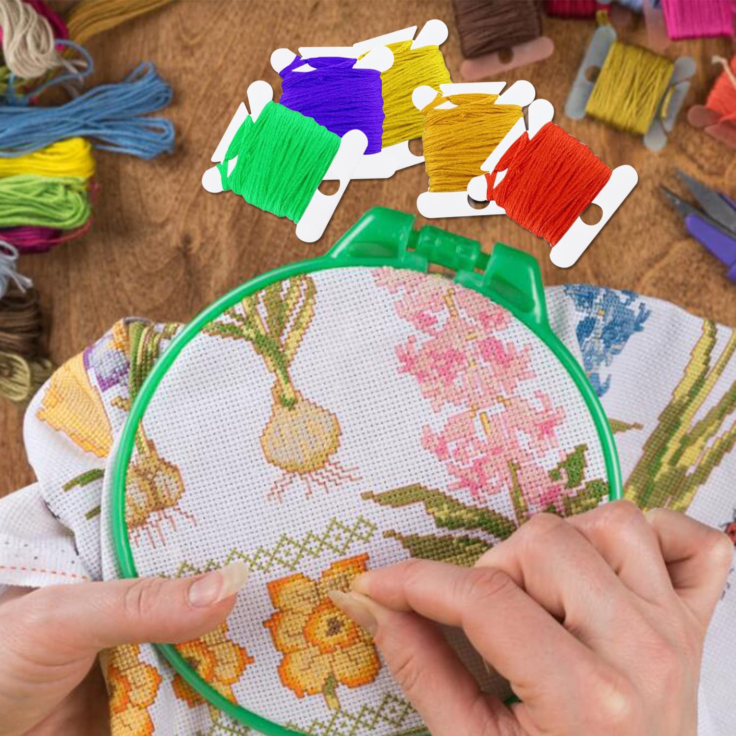 50pcs Plastic Floss Bobbins Organizer - Embroidery Thread Cards with Floss Winder for Cross Stitch, Weaving & DIY Sewing Crafts - Perfect for Craft Storage & Thread Organization