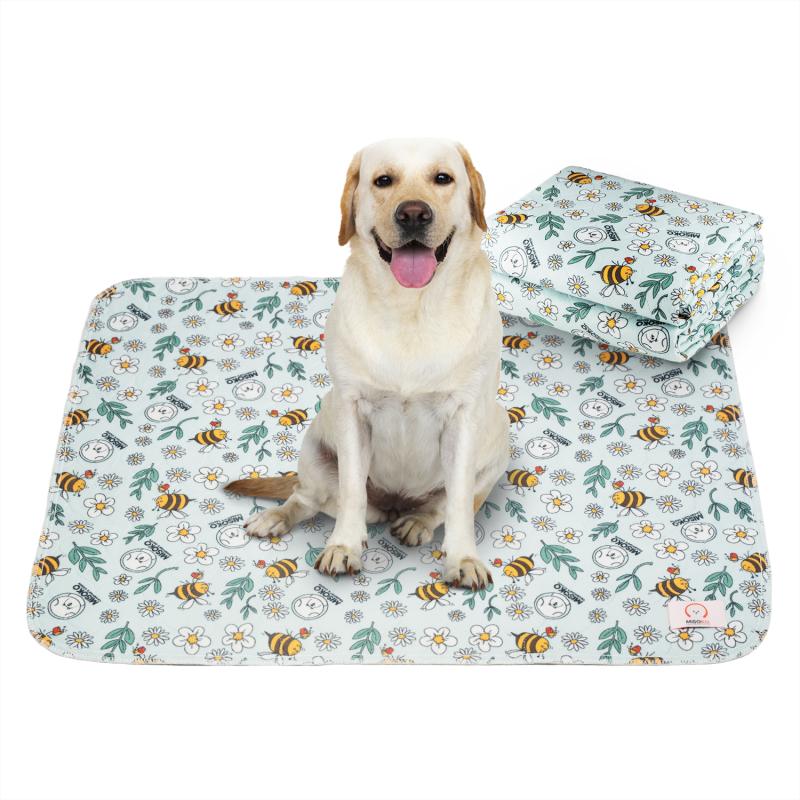 Misoko Reusable Pet Pads with Bees Print, Blue Color, 2-Pack - Absorbent & Washable for Dogs, Cats, Puppies - Perfect for Crate Training, Bedding & Travel