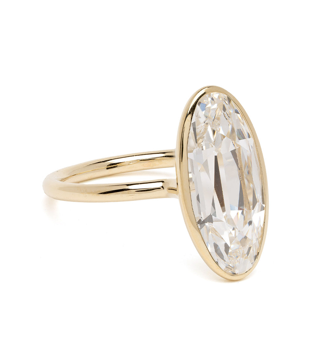 Exquisite Billie Bezel Old Mine Cut Oval Diamond Engagement Ring - Vintage Inspired Wedding Band for Women, Perfect for Proposals & Anniversaries