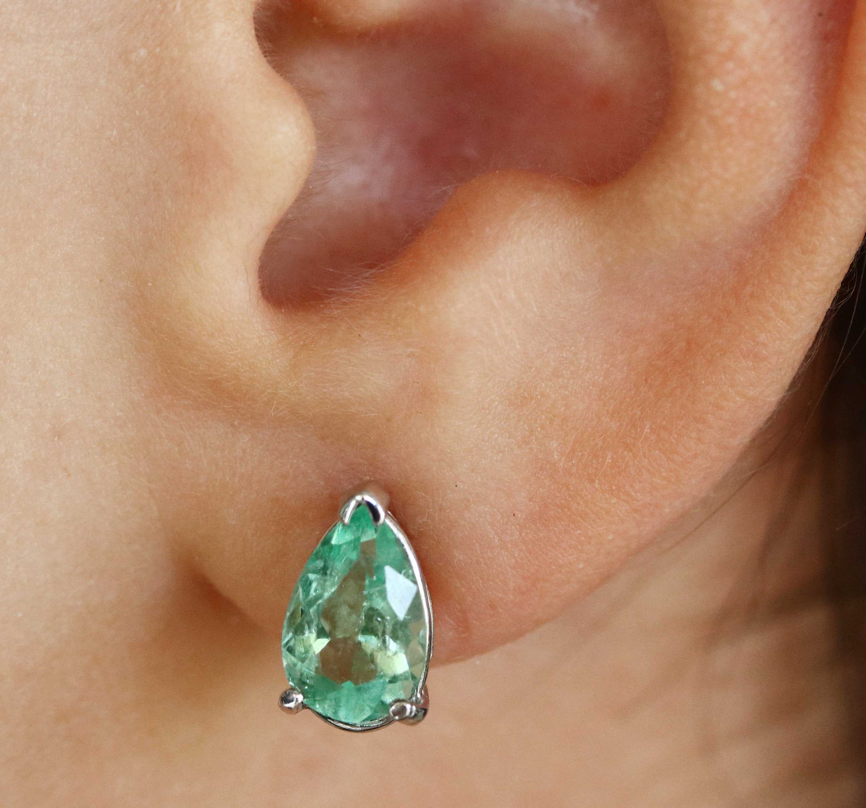 2.50tcw Light Green Emerald Tear Drop Solitaire Stud Earrings in 14K Gold - Elegant Jewelry for Women, Perfect for Weddings, Parties & Special Occasions