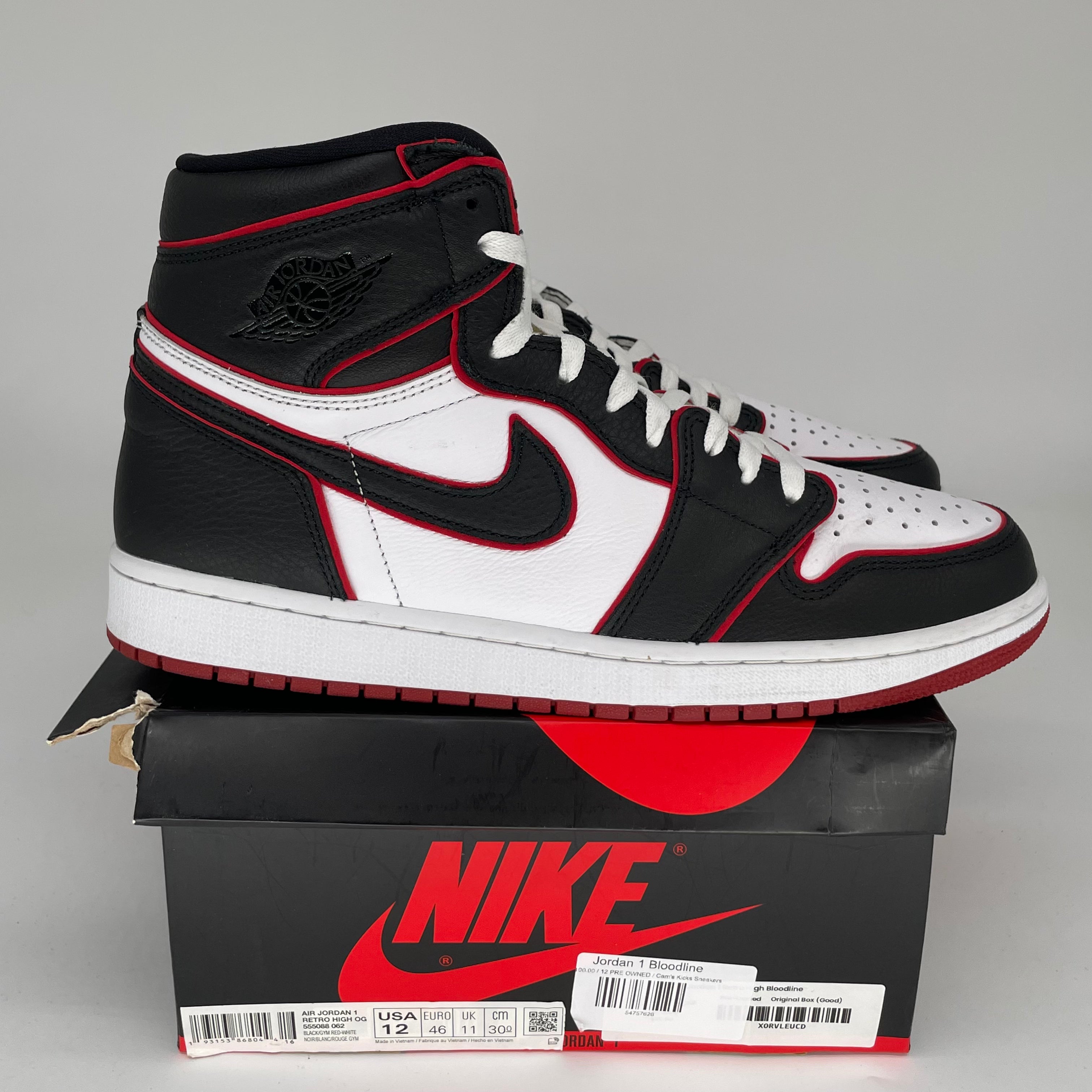AIR JORDAN 1 BLOODLINE Men's Basketball Shoes Size 12 - 555088-062 Black/Red Retro High Tops for Sneaker Collectors & Streetwear Fashion