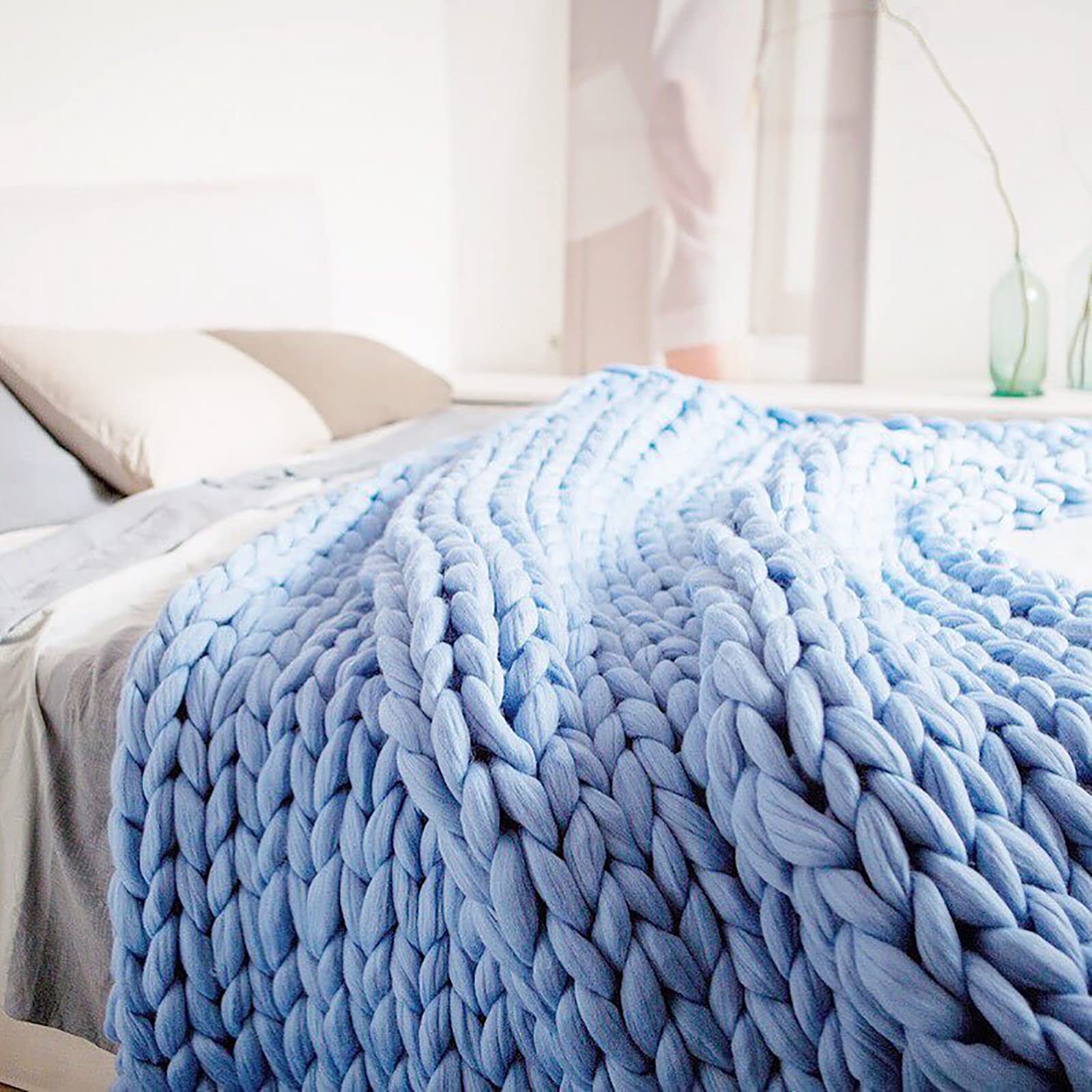Chunky Knit Blanket - Soft Coarse Knitted Wool Throw for Sofa, Bed, Yoga & Home Decor - 100x100cm Blue - Perfect for Cozy Nights, Gifts & Boho Style Living Room