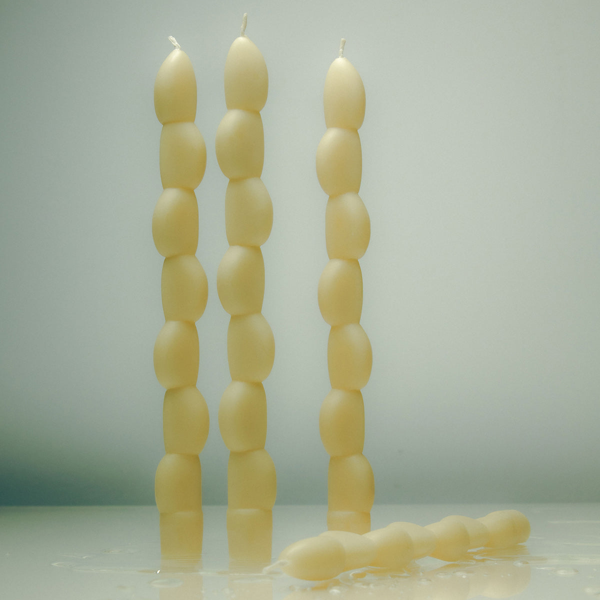 Natural Ivory Garlic Chandelles - Handmade Beeswax Candles for Home Decor, Romantic Dinners & Aromatherapy | Perfect for Weddings, Spa Relaxation & Meditation Spaces