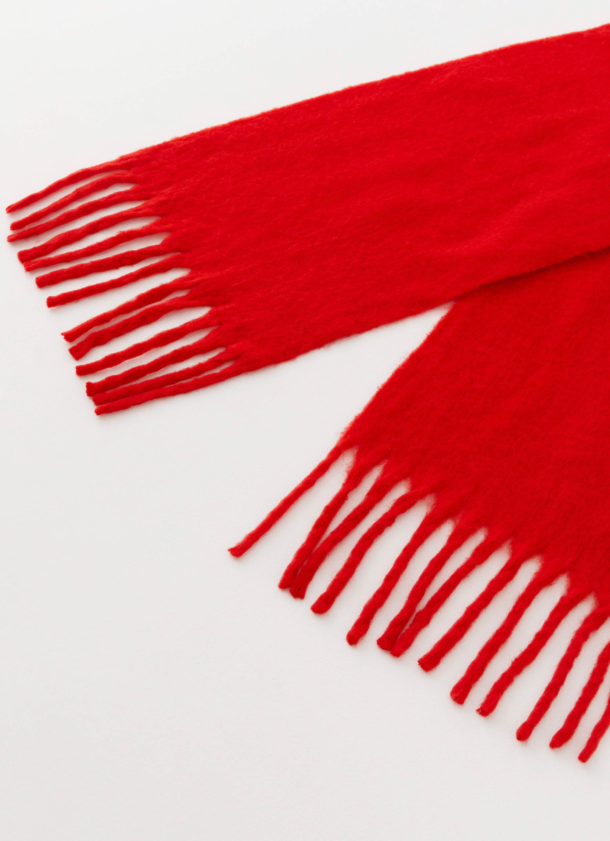 Claret Plain Knit Scarf - Soft Red Winter Scarf for Women & Men - Perfect for Cold Weather, Outdoors & Fashion Accessory